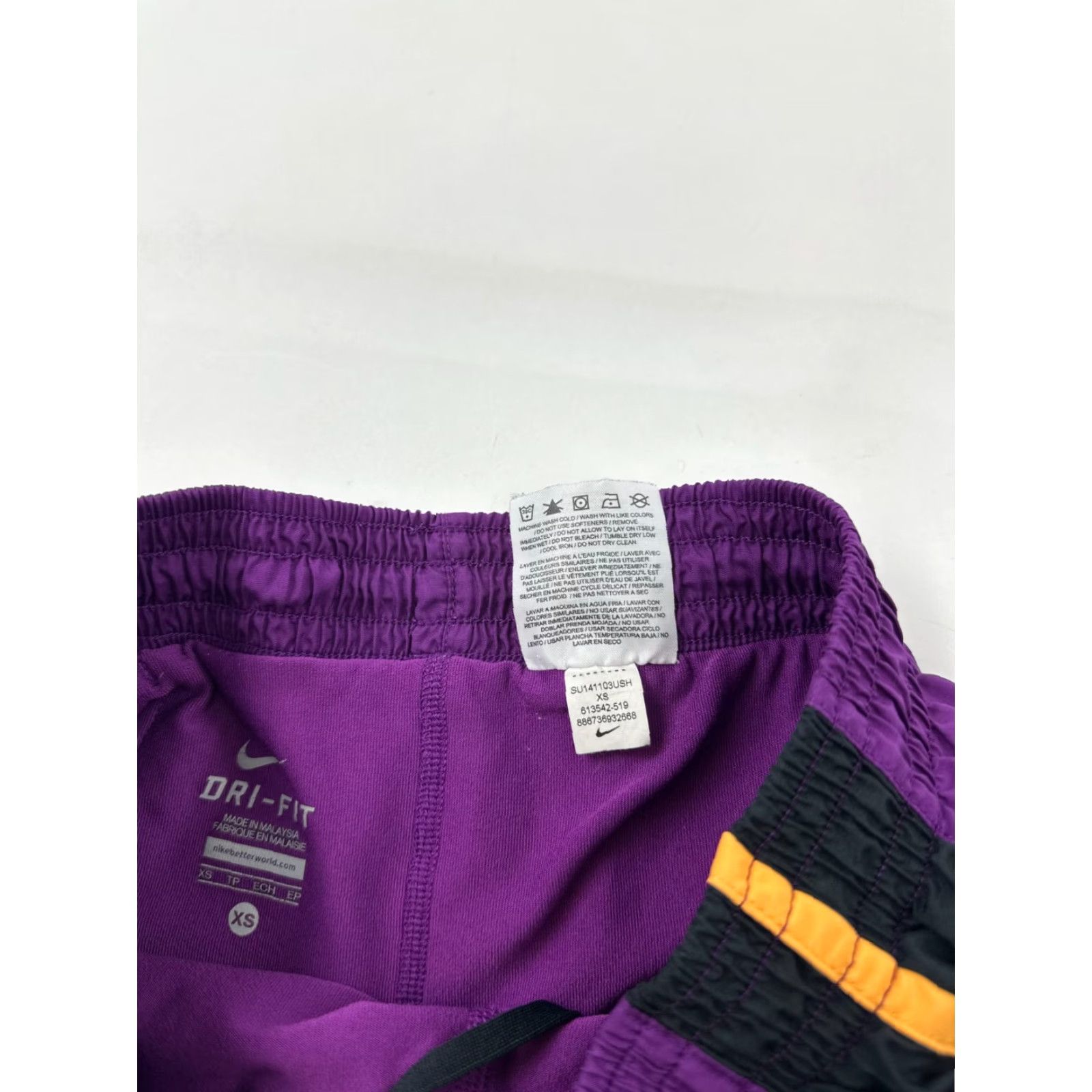 Nike Nike Shorts Womens XS Purple Black Dri-Fit Running 3" Inseam 613542-519 Size 26" / US 2 / IT 38 - 6 Thumbnail