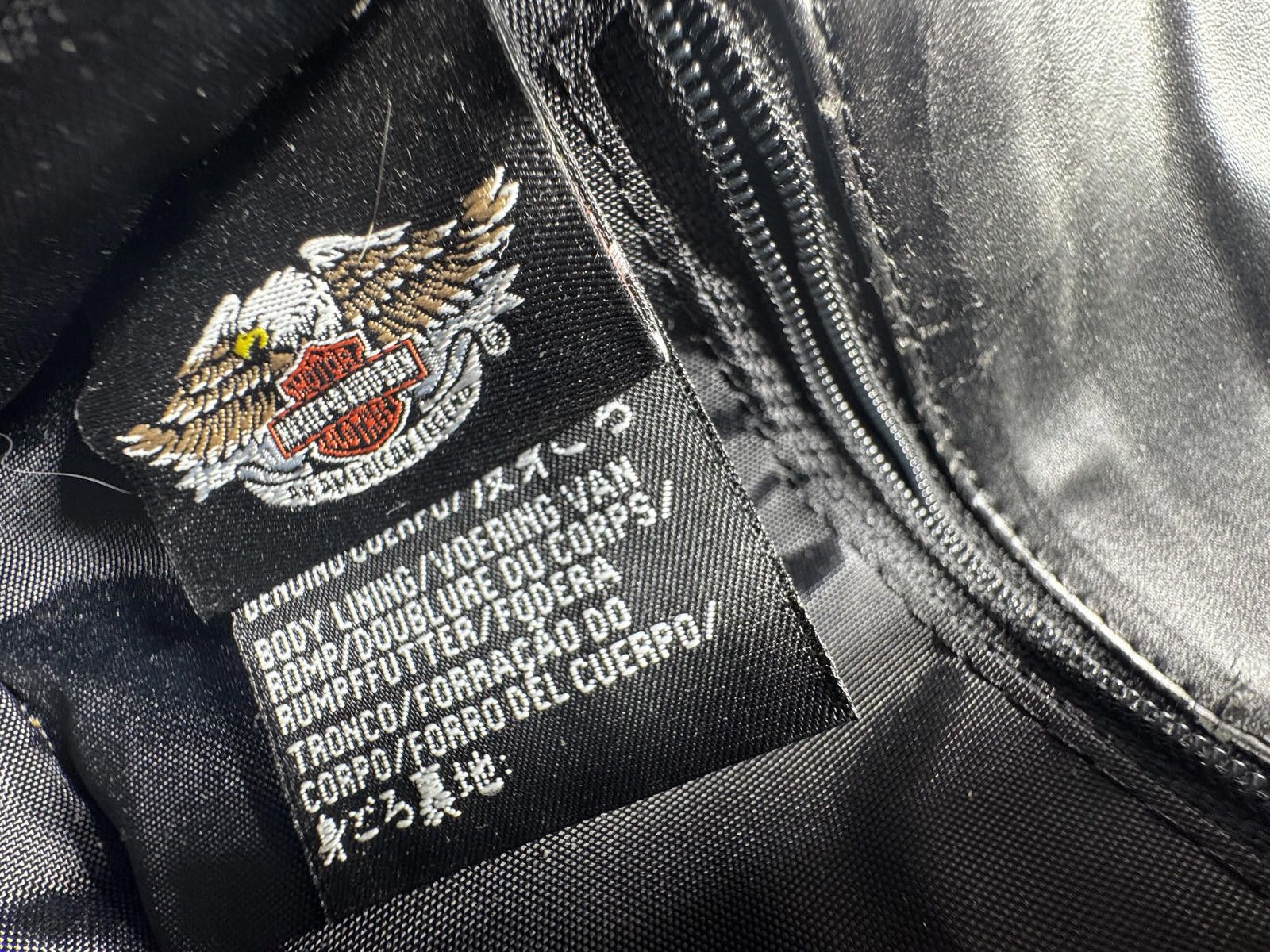 Harley Davidson Harley Davidson Black Leather Rhinestone Skull Crossbody NEW Size ONE SIZE - 3 Thumbnail