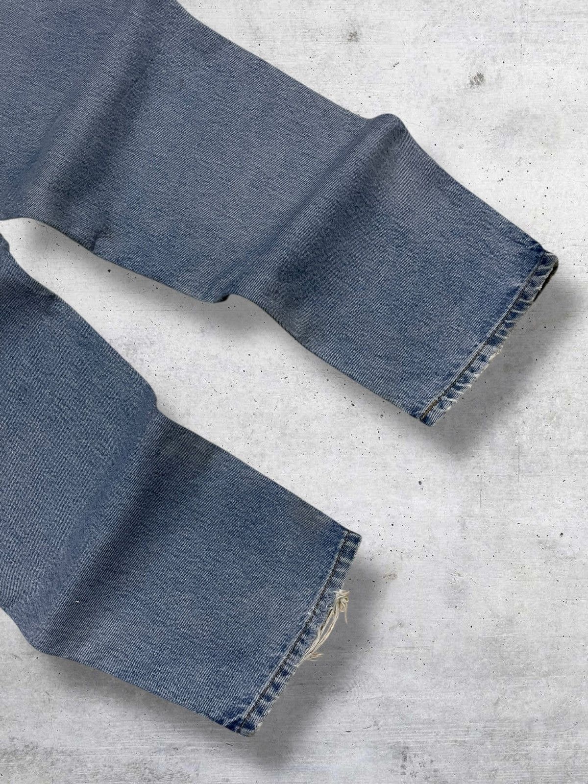 Levi's Vintage Clothing VINTAGE LEVIS 550 90S DESIGNER DISTRESSED TRASH DENIM Size US 32 / EU 48 - 13 Thumbnail