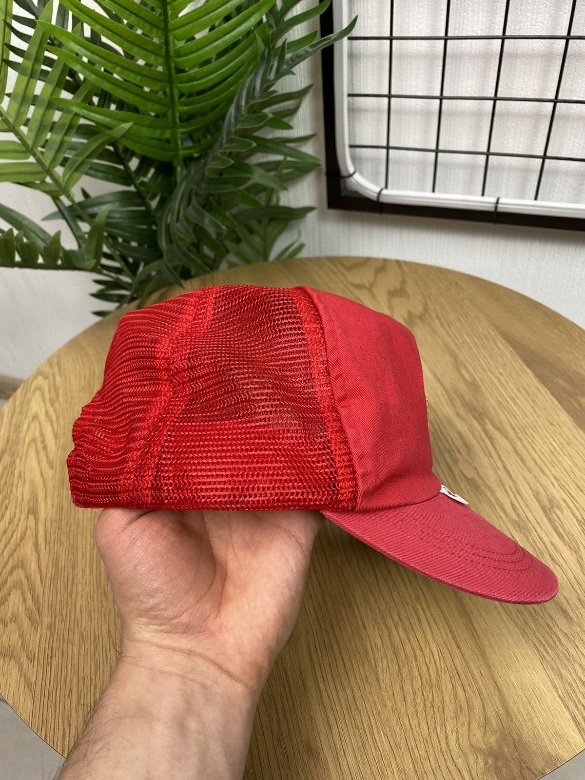 Vintage Vintage Manchester United Trucker Hat Football Cap Soccer Size ONE SIZE - 13 Thumbnail