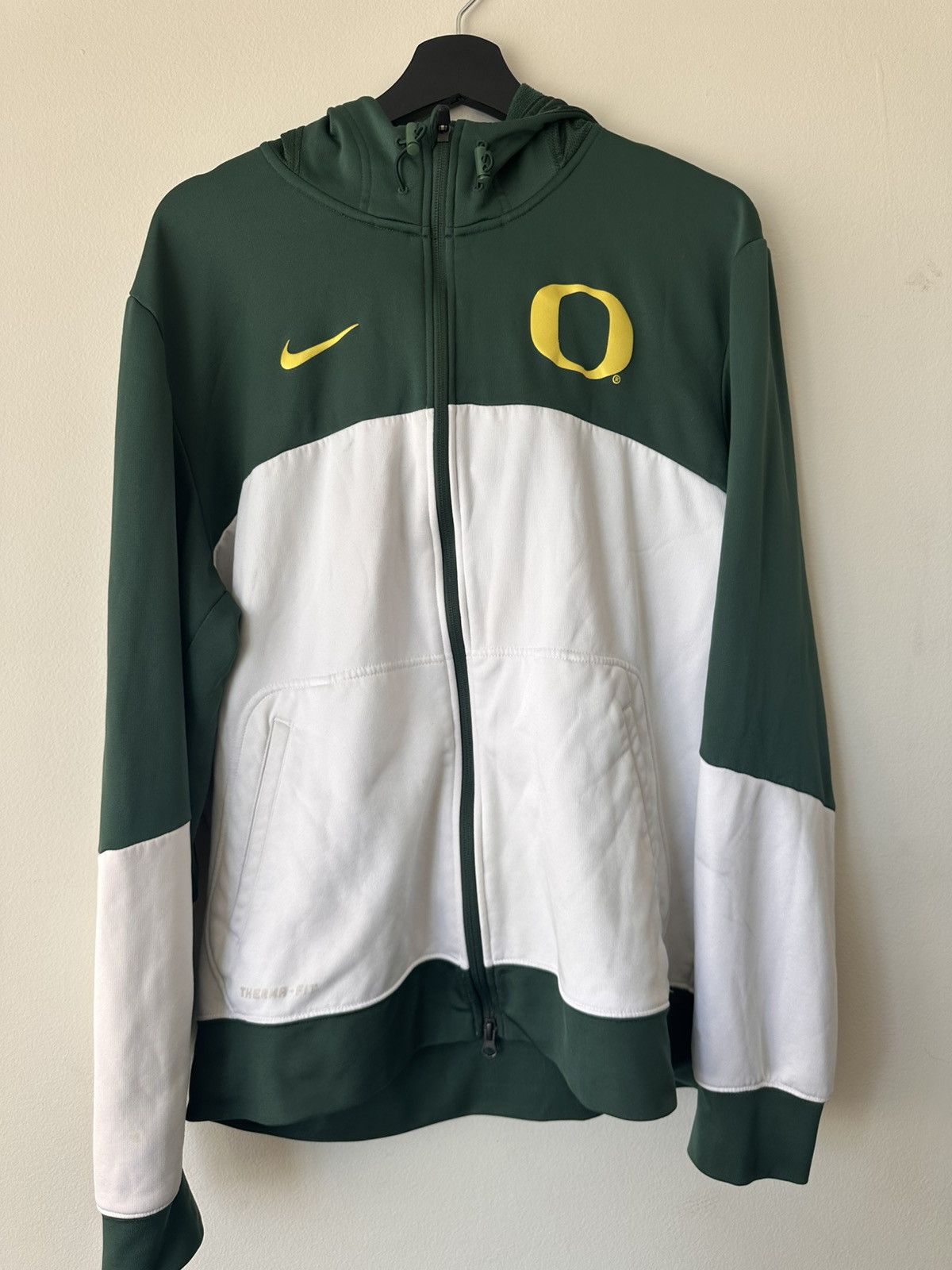 Nike Oregon DUCKS Football TEAM ISSUED Nike Therma-Fit JACKET Size US L / EU 52-54 / 3 - 1 Thumbnail