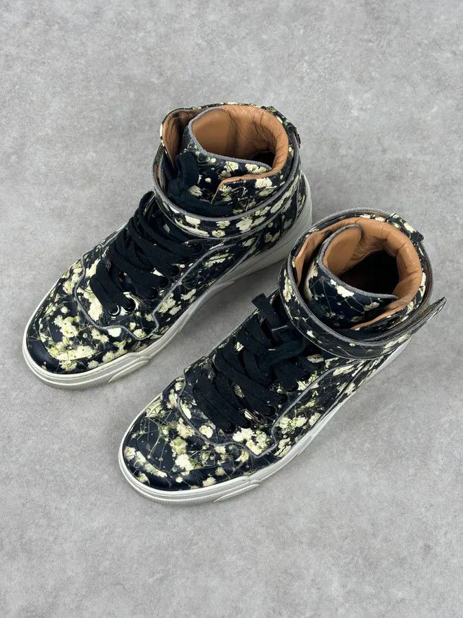 Givenchy SS2015 Givenchy Tyson Black Floral High-Top Sneakers by Riccardo Tisci Size US 10 / EU 43 - 4 Thumbnail