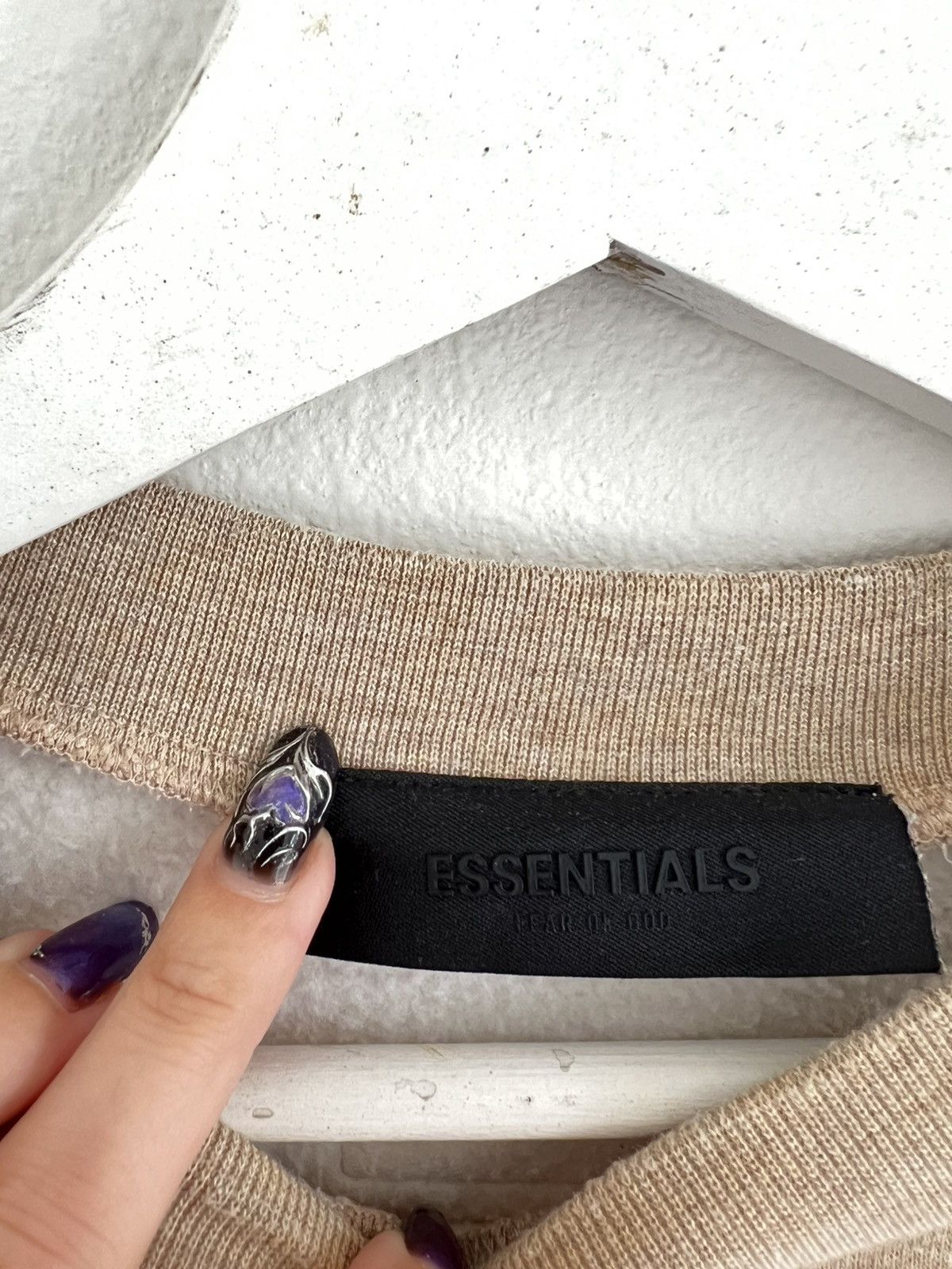 Fear of God Fear of God Essentials logo-embroidered crew-neck sweatshirt Size US S / EU 44-46 / 1 - 5 Thumbnail