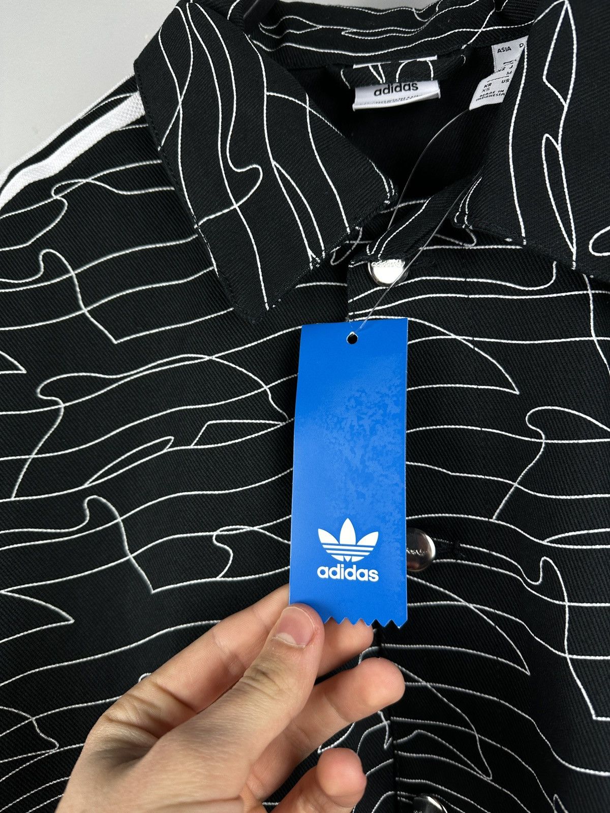 Adidas NEW🏷️ Adidas Originals Dolphin Print Jacket Size US S / EU 44-46 / 1 - 5 Thumbnail