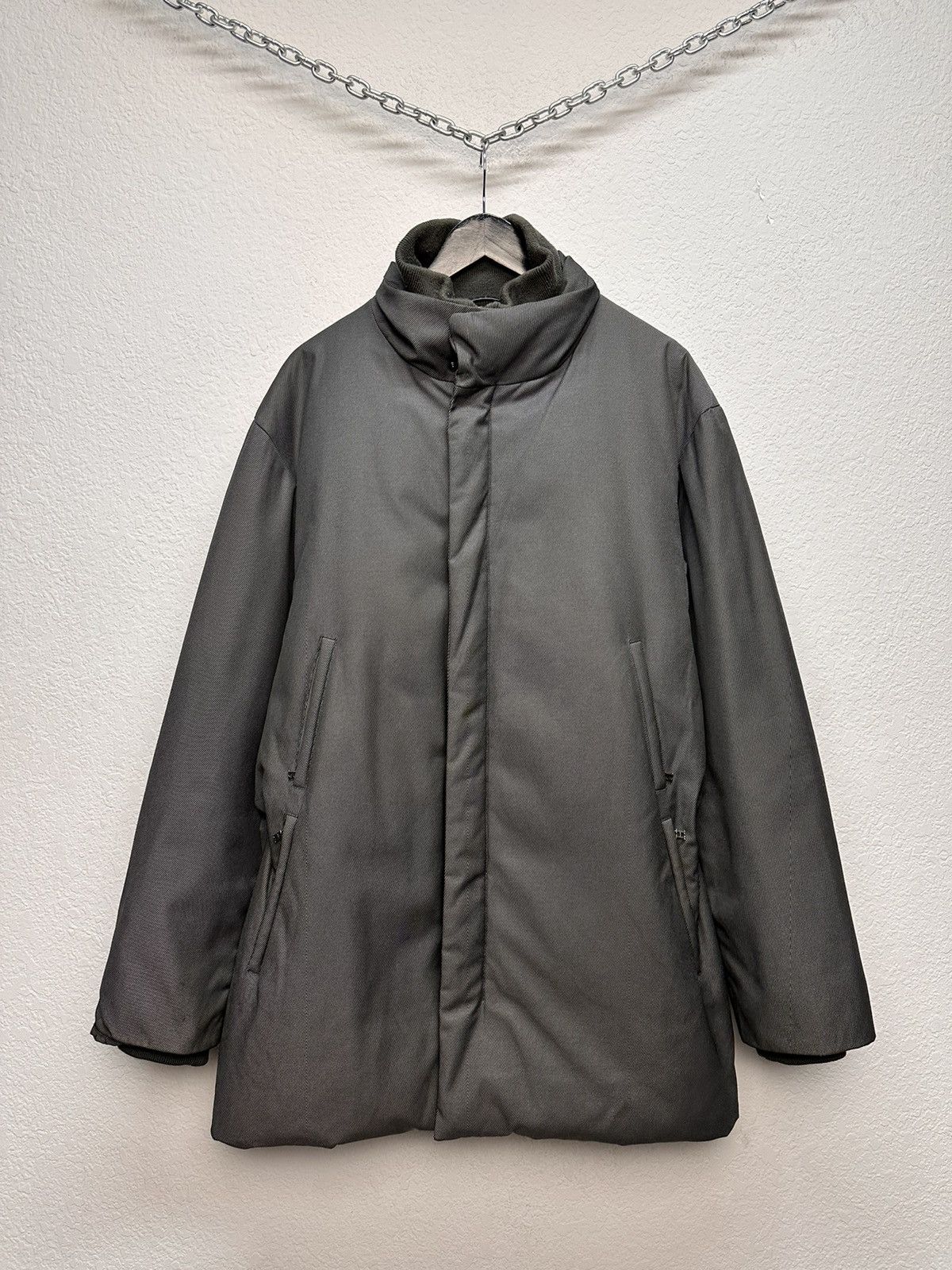 Giorgio Armani Husky grey padded overcoat minimalist Japan tech style Size US L / EU 52-54 / 3 - 1 Thumbnail