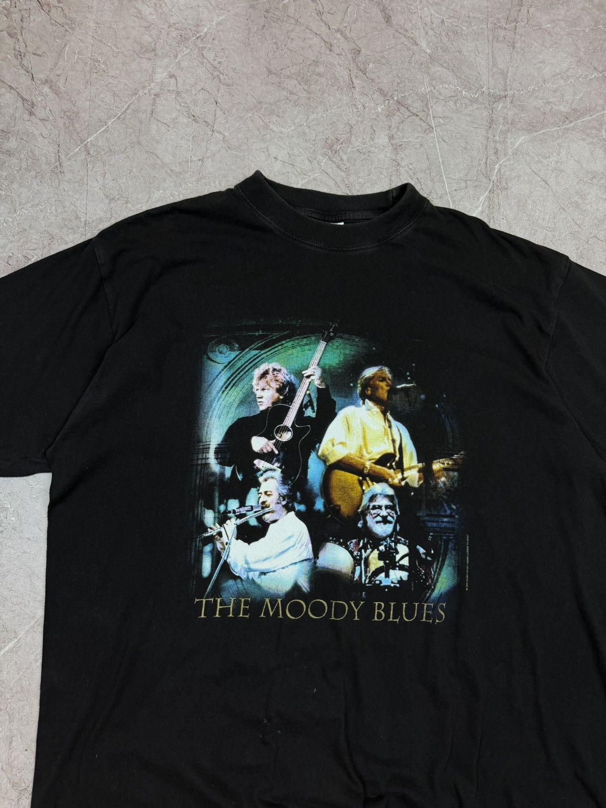Vintage Vintage 2000 The Moody Blues Brockum T-shirt Size US L / EU 52-54 / 3 - 3 Thumbnail