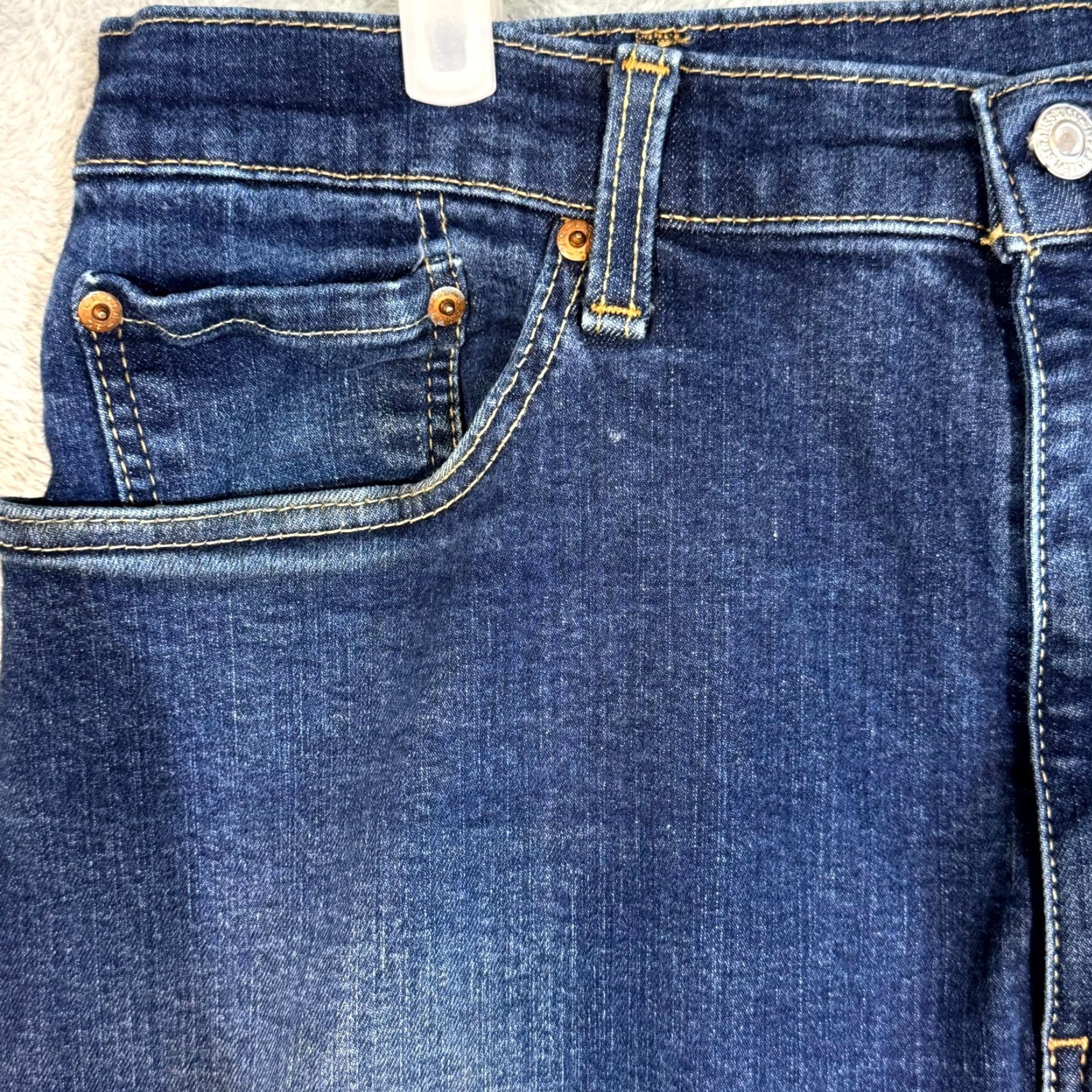 Levi's Levi’s 519 Men’s Jeans Straight Leg Denim Blue Mid-Rise 38 x 34 Regular Fit Jeans Size US 38 / EU 54 - 3 Thumbnail