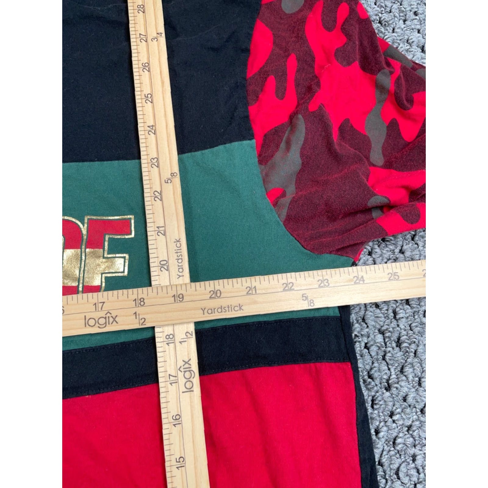 Southpole VINTAGE Southpole T-Shirt Black Striped Worldwide Print Cotton Crew Neck Short Sleeve Big 4X Men Mens Hip Hop Tribal Streetwear Shirt Size US XXL / EU 58 / 5 - 6 Thumbnail