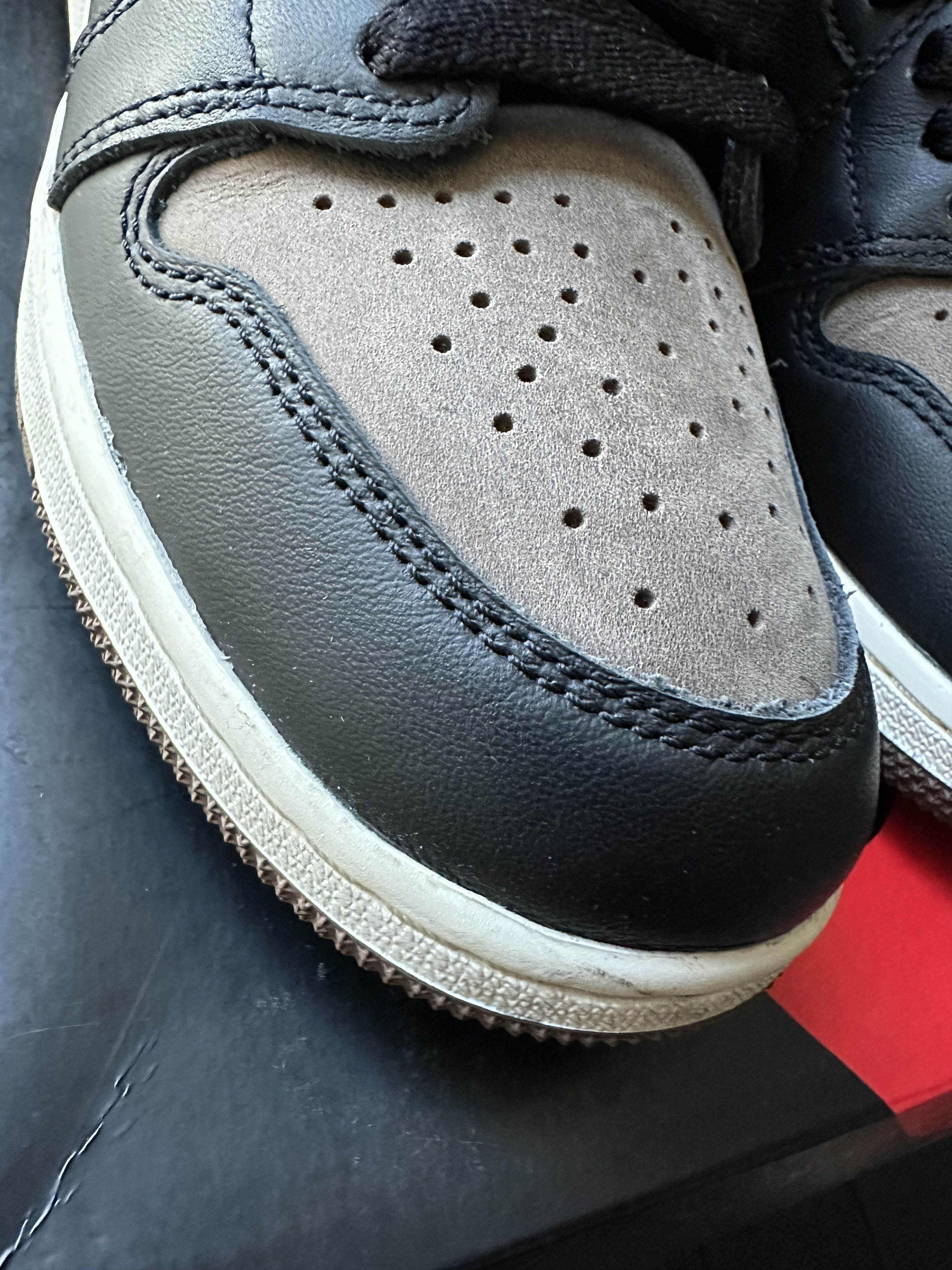 Jordan Brand × Nike PREOWNED AIR JORDAN 1 RETRO HIGH OG GS 6.5Y Size US 8 / IT 38 - 5 Thumbnail
