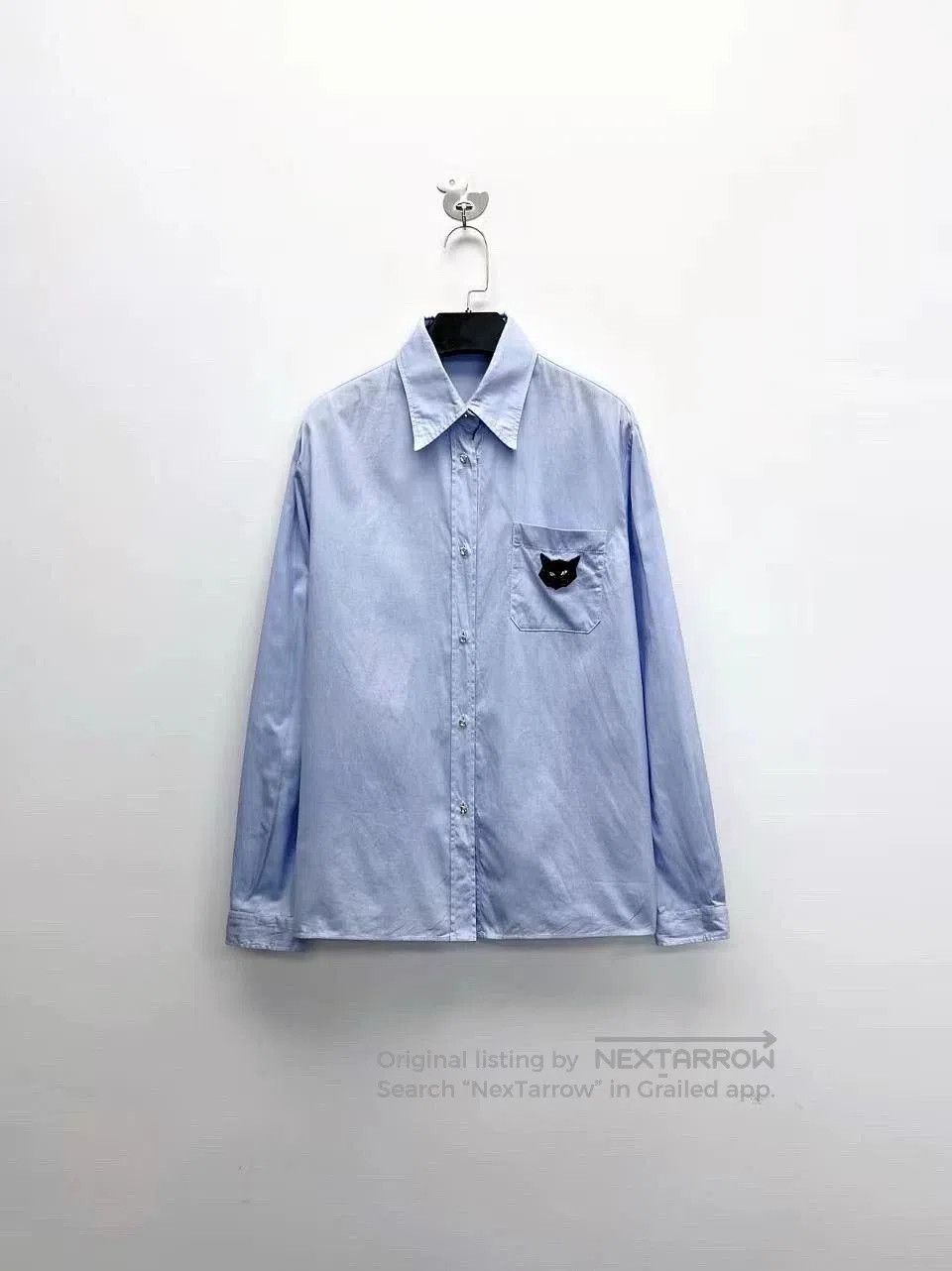 Miu Miu light blue cat pocket button. Size L / US 10 / IT 46 - 1 Thumbnail