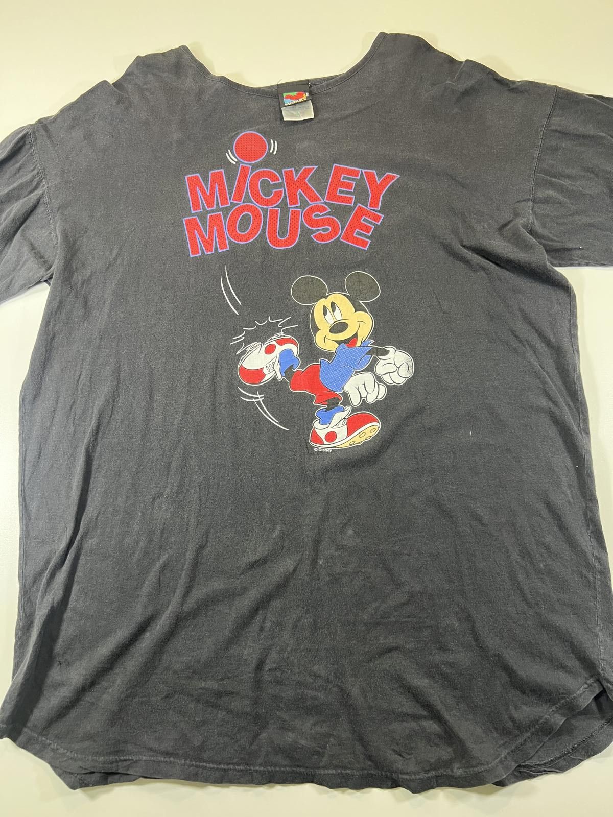 Mickey Unlimited Vintage Mickey Mouse Black Graphic T-Shirt Size US XL / EU 56 / 4 - 1 Thumbnail