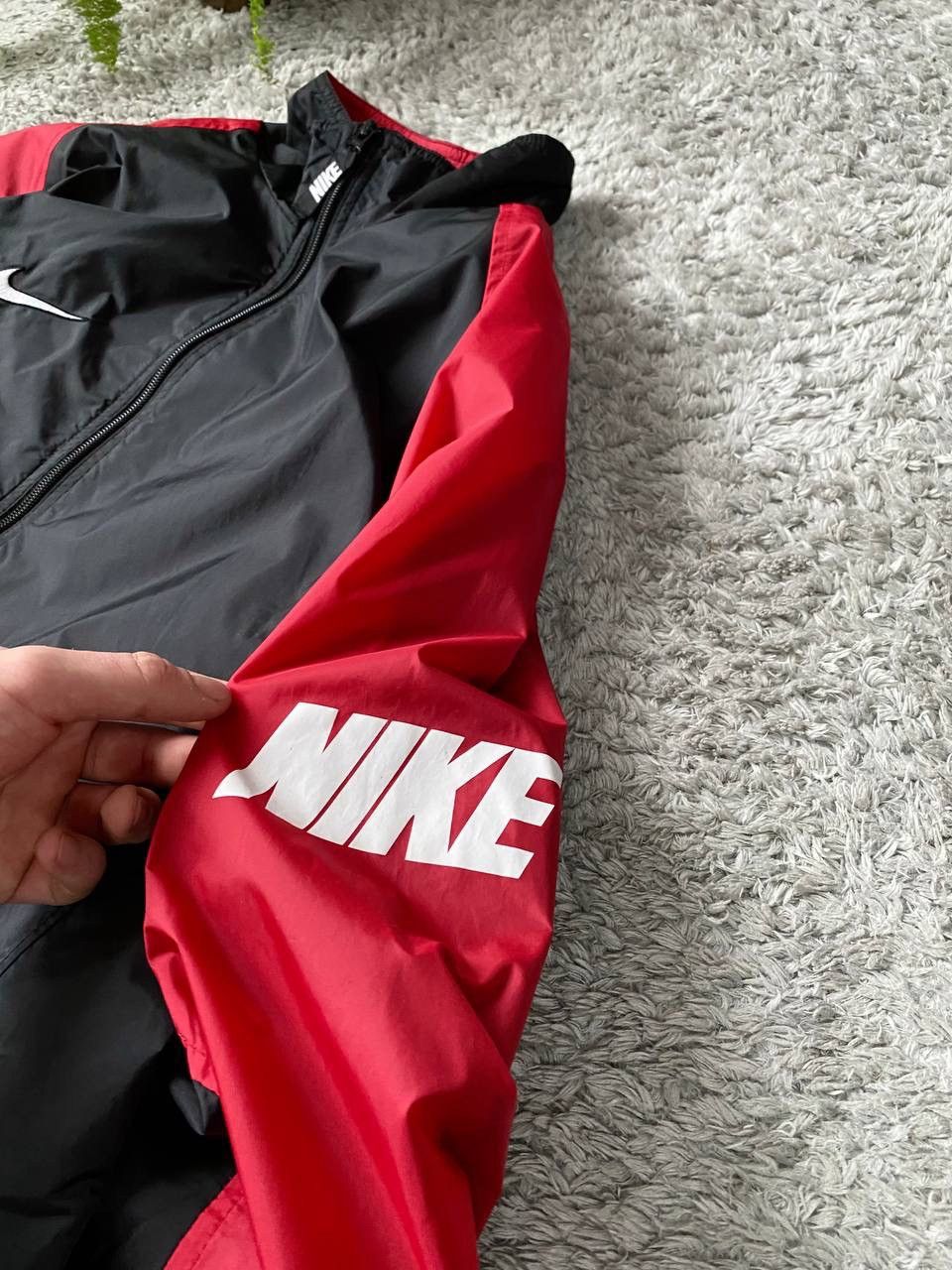 Nike × Vintage 90s Nike Vintage Light Jacket Streetwear Big Logo Swoosh Y2k Size US L / EU 52-54 / 3 - 6 Thumbnail