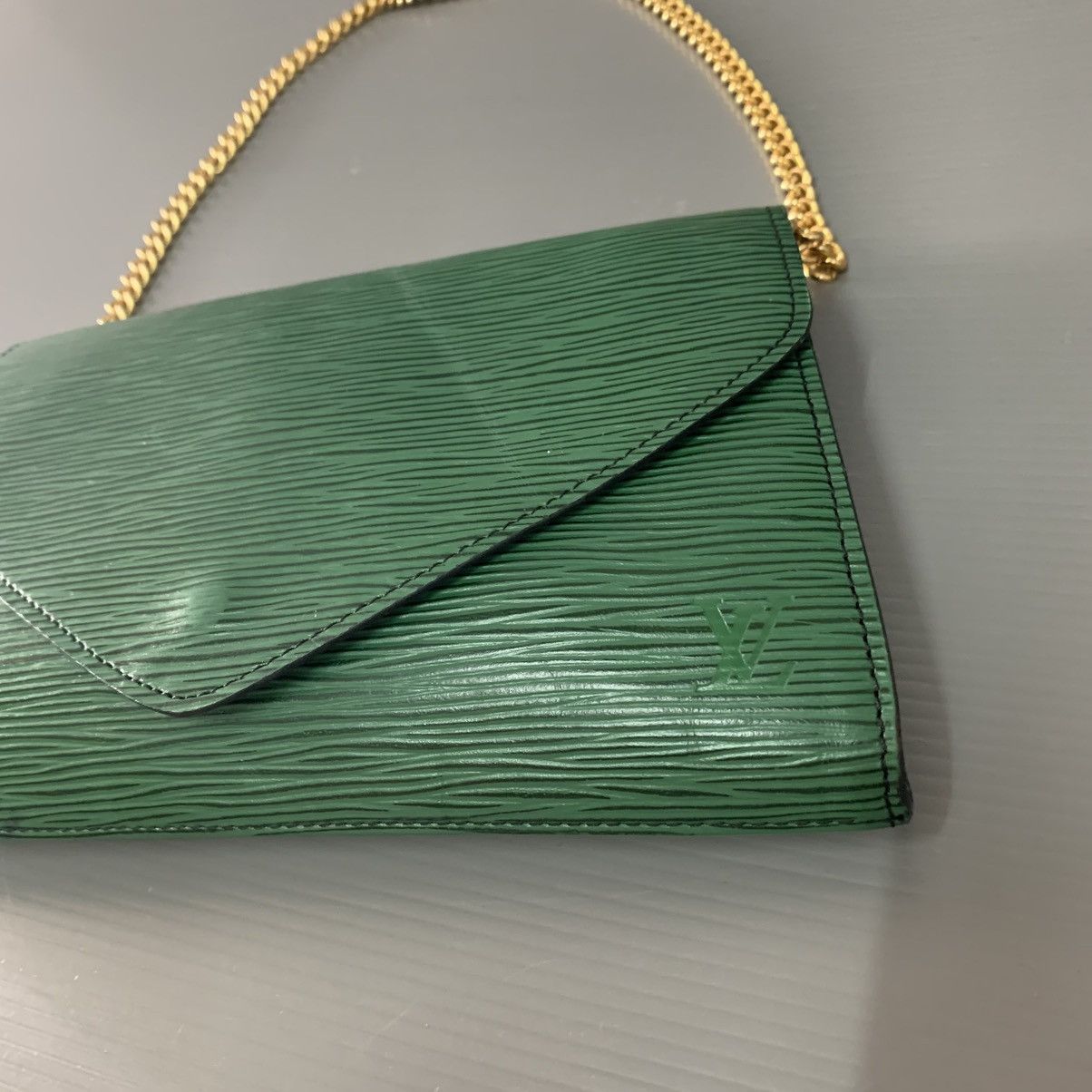 Louis Vuitton Louis Vuitton Epi Leather Pochette Bag Size ONE SIZE - 6 Thumbnail