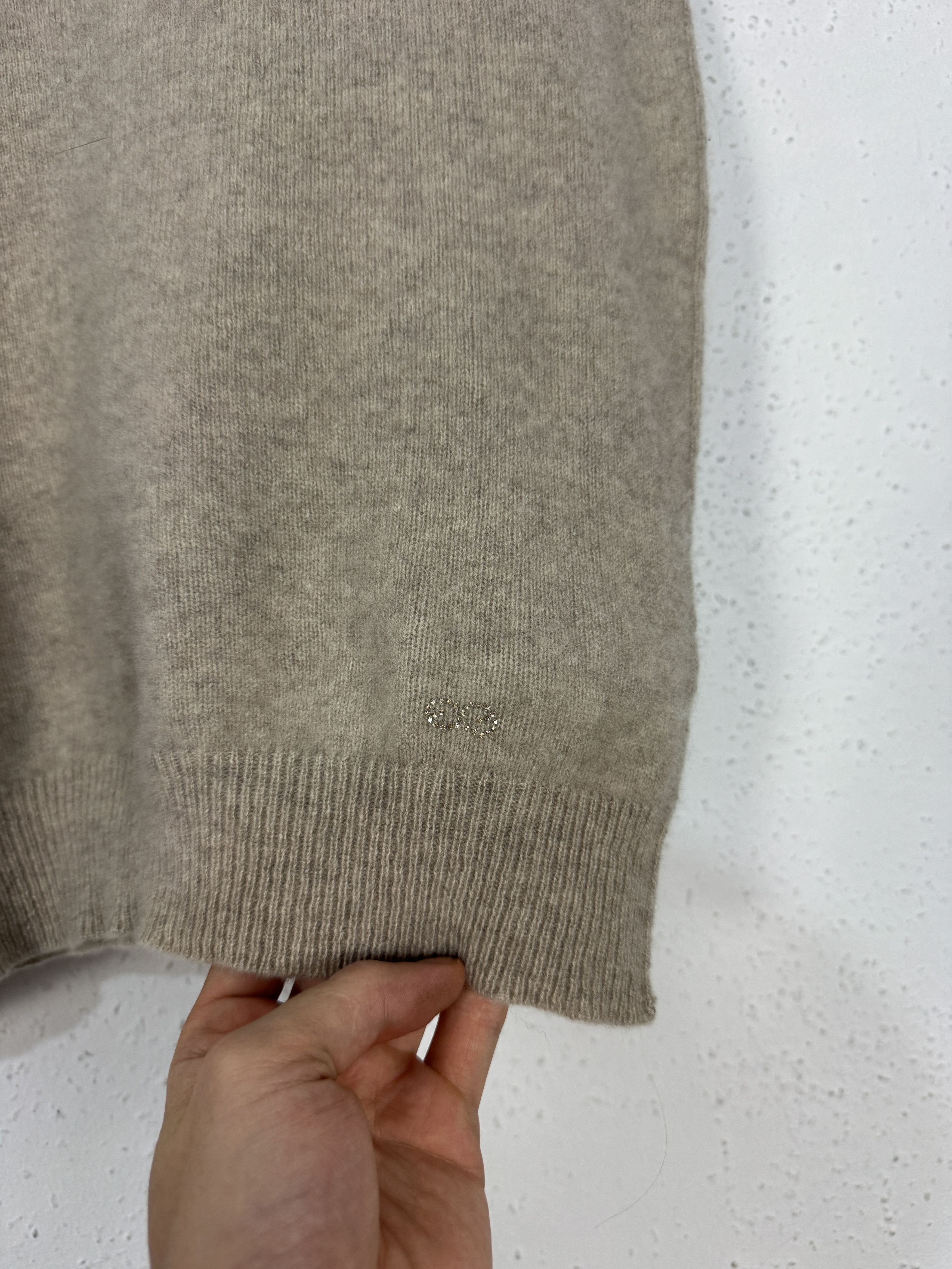Escada Escada beige 100% Cashmere sweater S Size S / US 4 / IT 40 - 3 Thumbnail