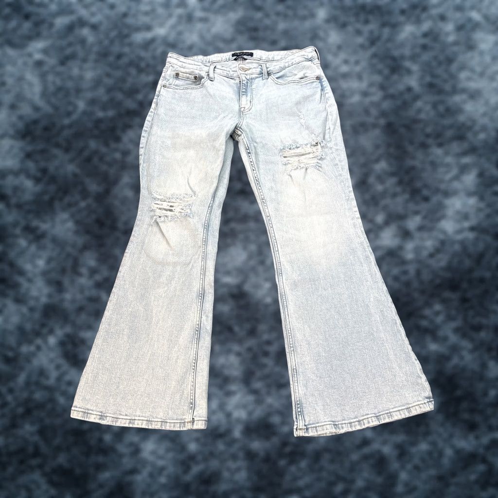 Vintage Aéropostale Jeans Distressed Light Wash Low Rise Flare 14 Regular 34x29 Womens Blue Size 36" / US 14 / IT 50 - 1 Thumbnail