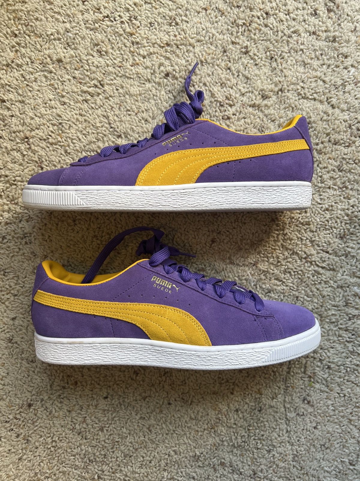 Puma Puma suede Los angles Lakers Size US 10.5 / EU 43-44 - 2 Thumbnail