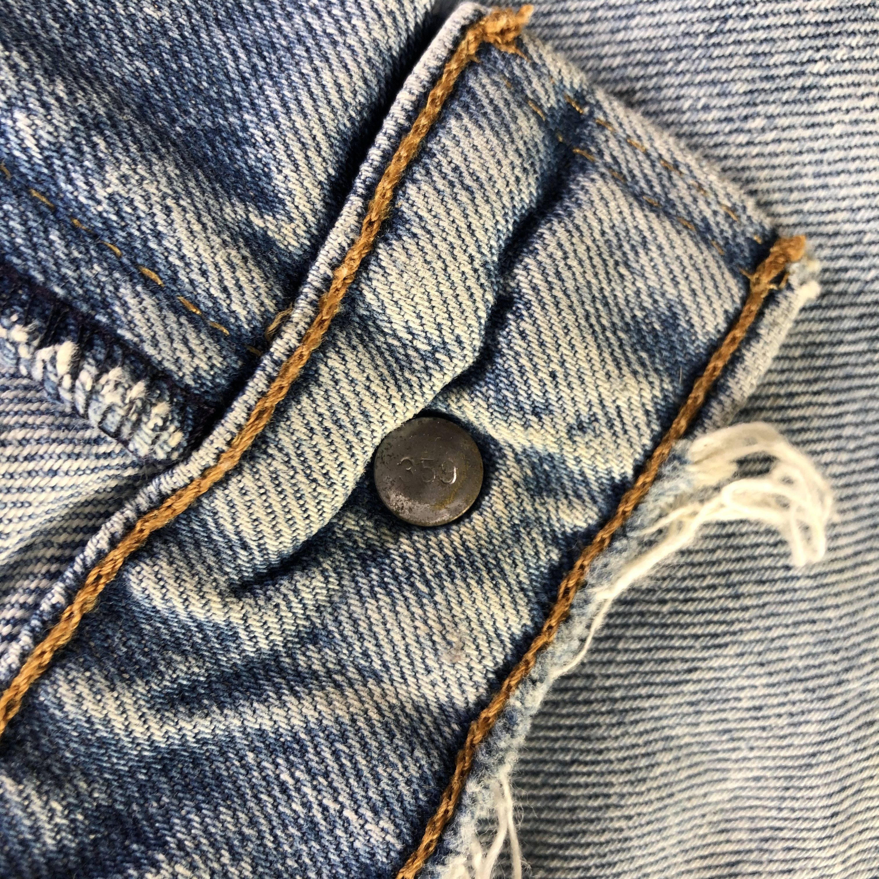 Levi's × Vintage Vintage Light Wash Levis 519 Jeans-J4571 Size US 30 / EU 46 - 8 Thumbnail
