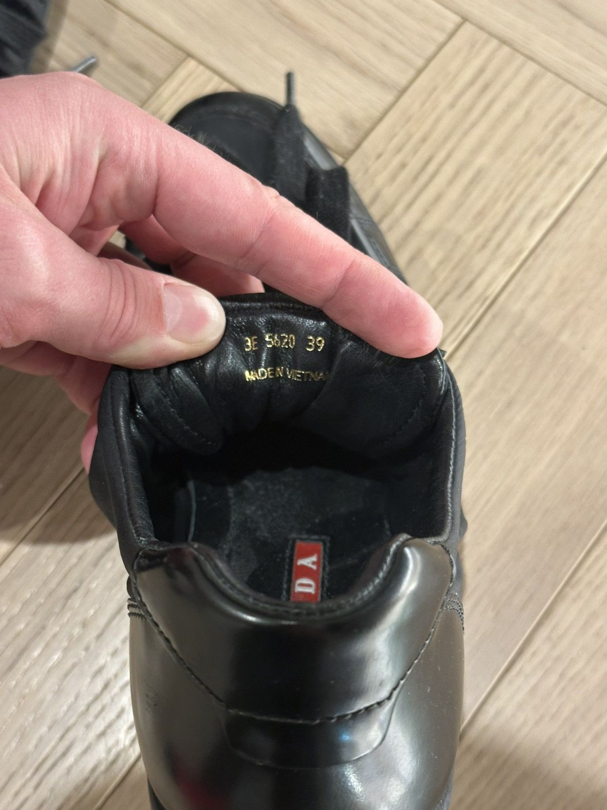Prada Prada Female Casual Low-Tops Size US 9 / IT 39 - 4 Thumbnail