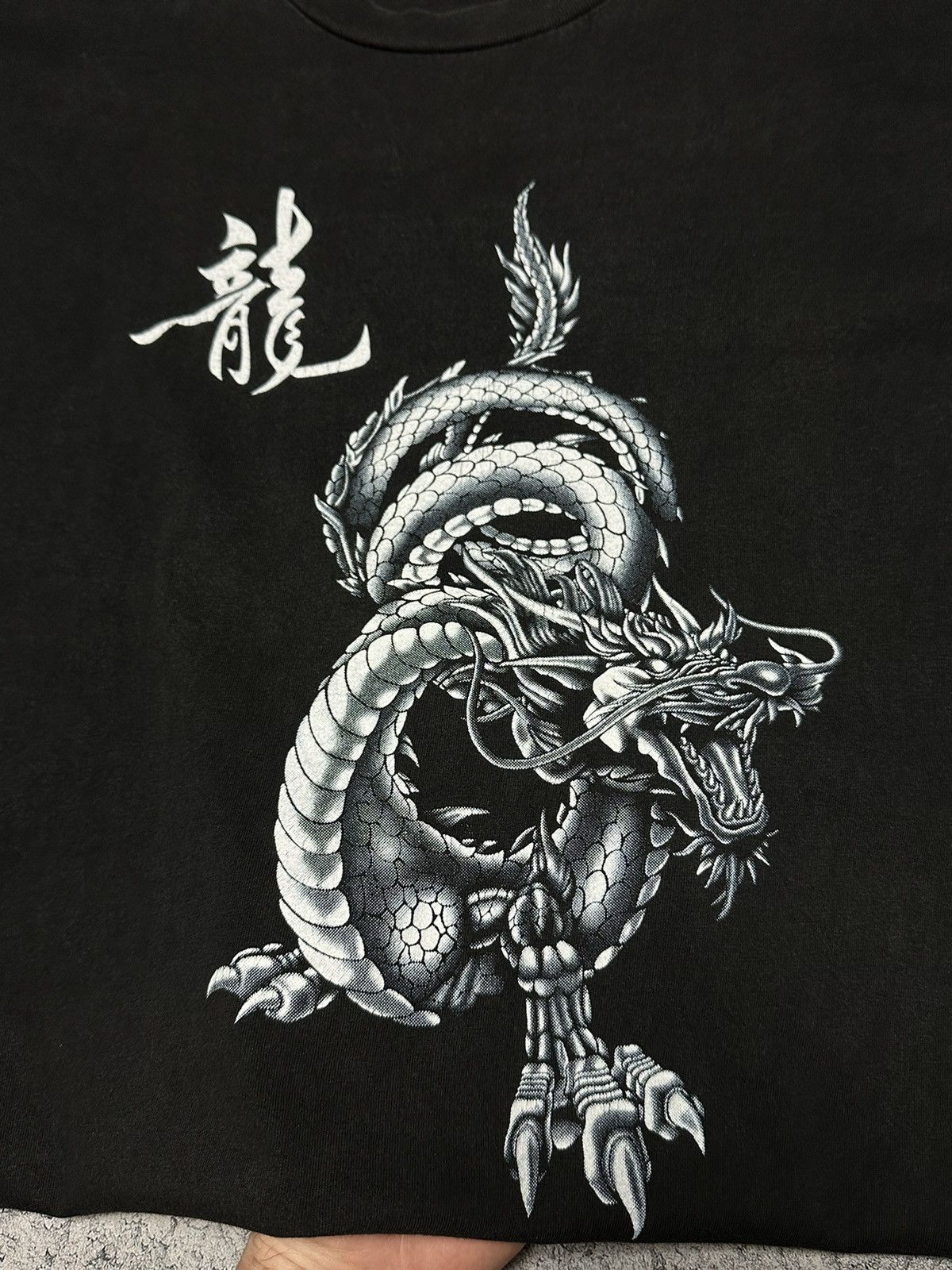 Vintage Vintage REO Rock Dragon Yin Yang Skulls T-Shirt Size US XL / EU 56 / 4 - 5 Thumbnail