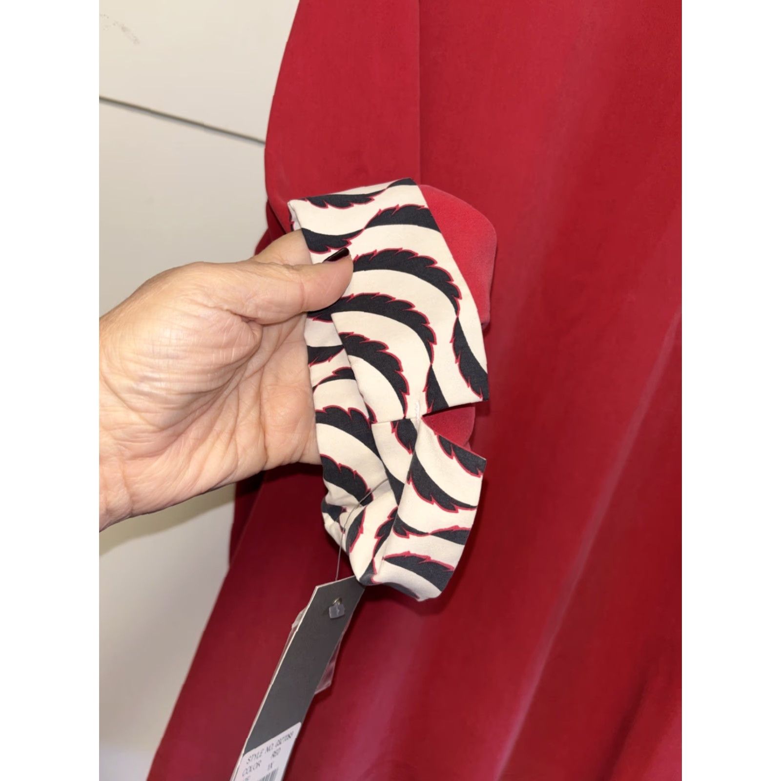 Vintage Go Silk Women Top 1X Red Button Up Zebra Print 3/4 Sleeve Collared Neckline Casual Shirt Womens Silk Size XL / US 12-14 / IT 48-50 - 4 Thumbnail