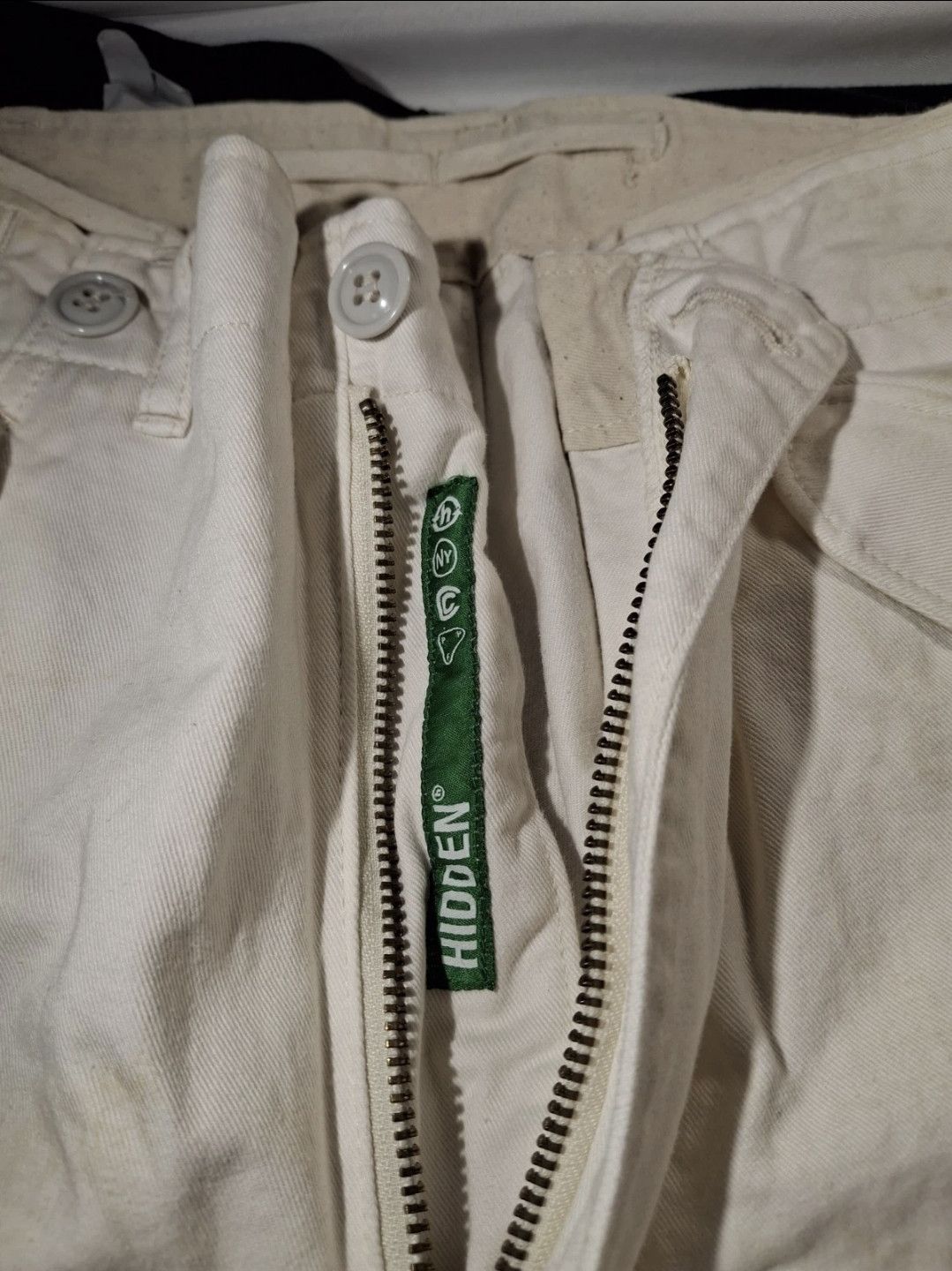 HIDDEN Hidden NY JDE Painted Cargo Pants - Dirty White - Large Size US 33 - 3 Thumbnail