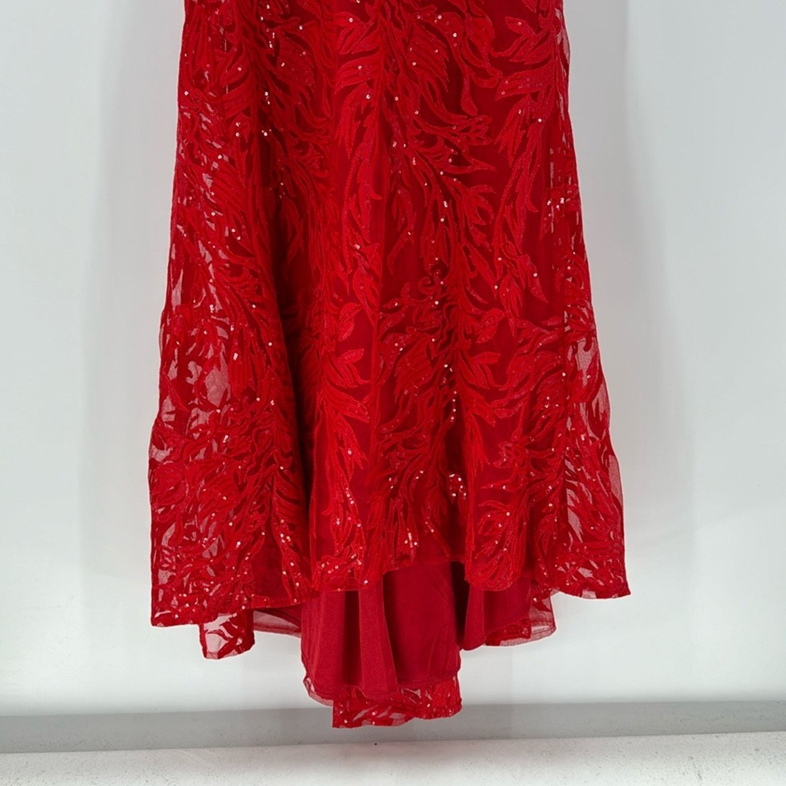 Other Mac Duggal formal prom quince long train dress puff sleeve Size S / US 4 / IT 40 - 5 Thumbnail
