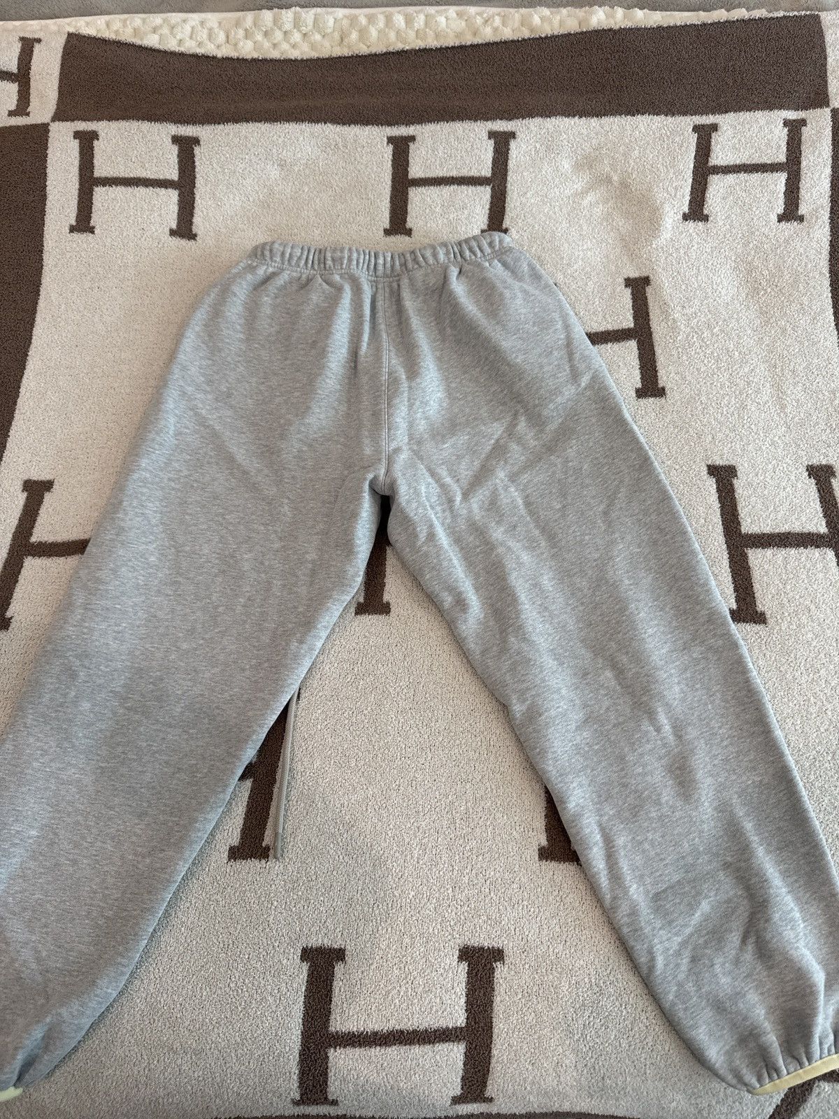 Essentials Essentials Fear of God Sweatpants Size US 27 - 2 Thumbnail