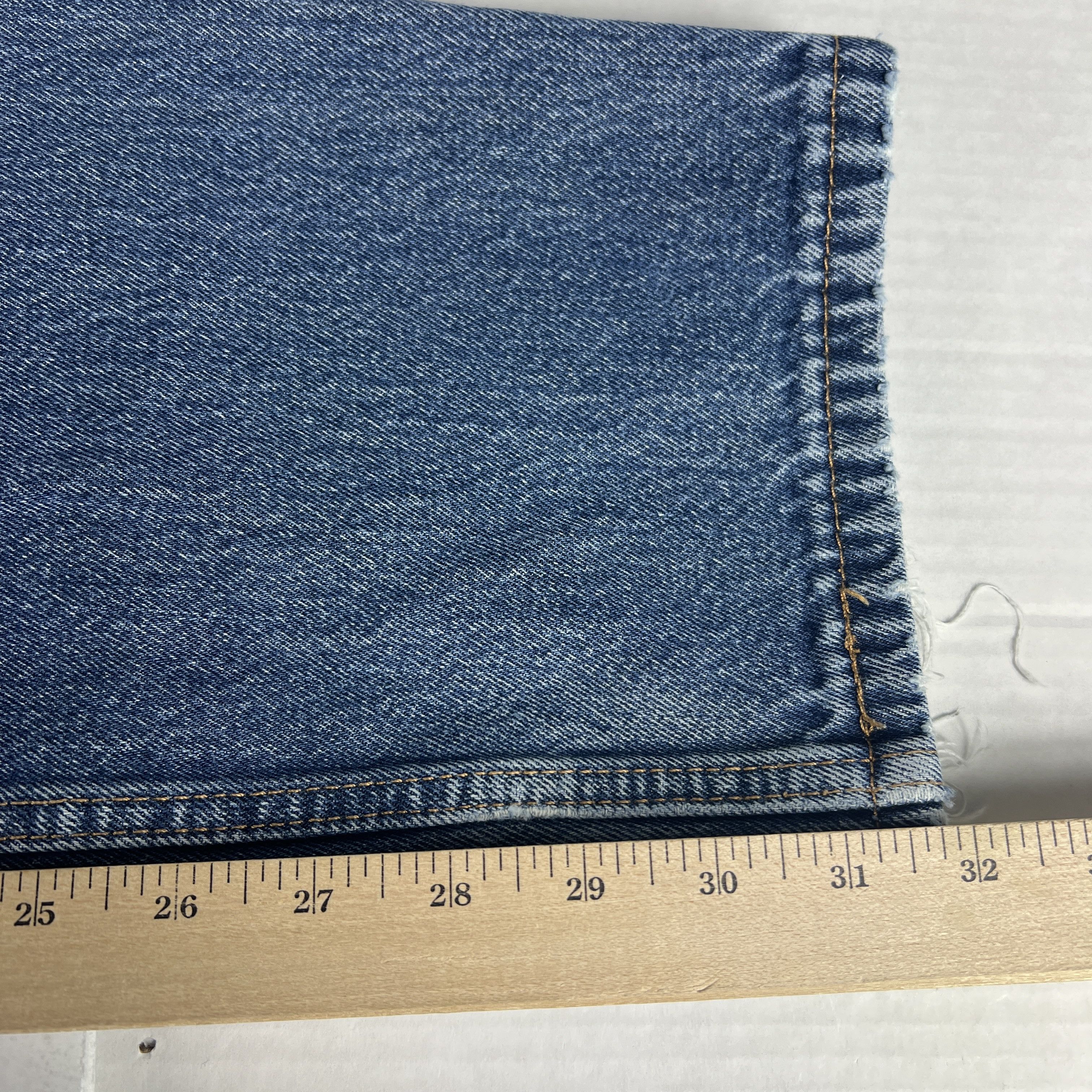 Levi's Levi's Jeans 550 Relaxed Fit Straight Leg Blue Denim Size US 33 - 19 Thumbnail