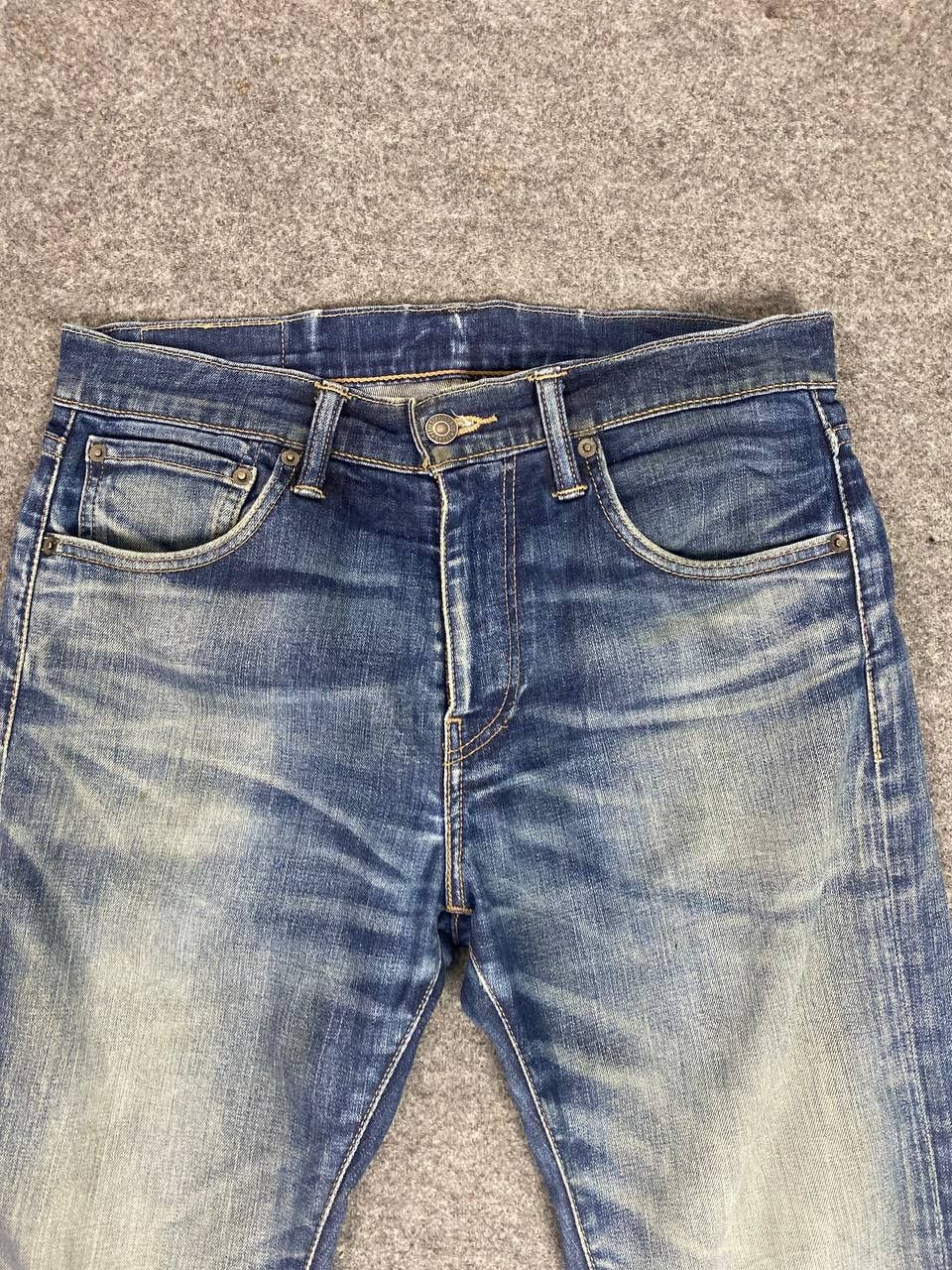 levis 527 bootcut flare distressed denim