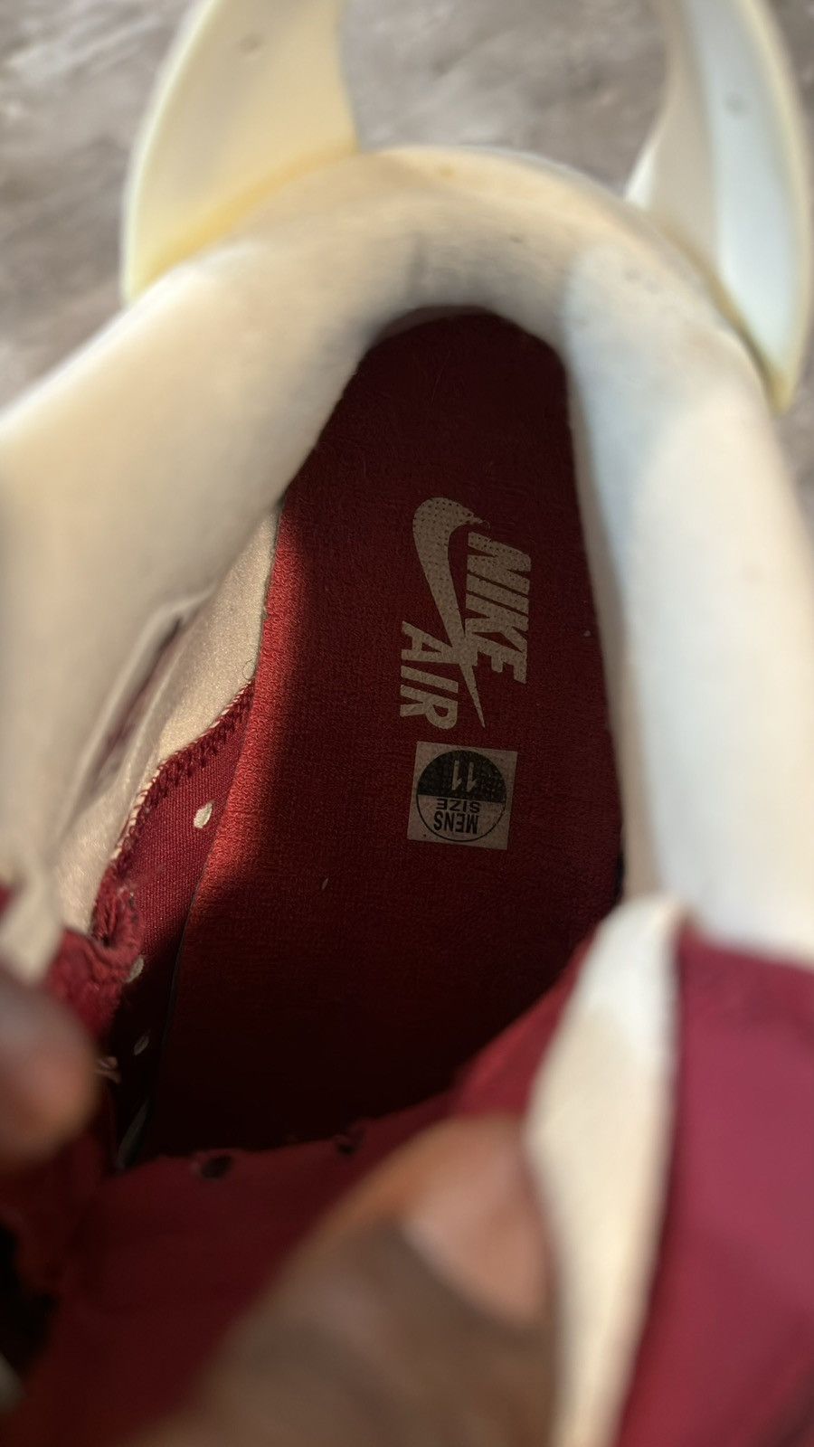 Jordan Brand Jordan 6 Maroon Size US 11 / EU 44 - 6 Thumbnail