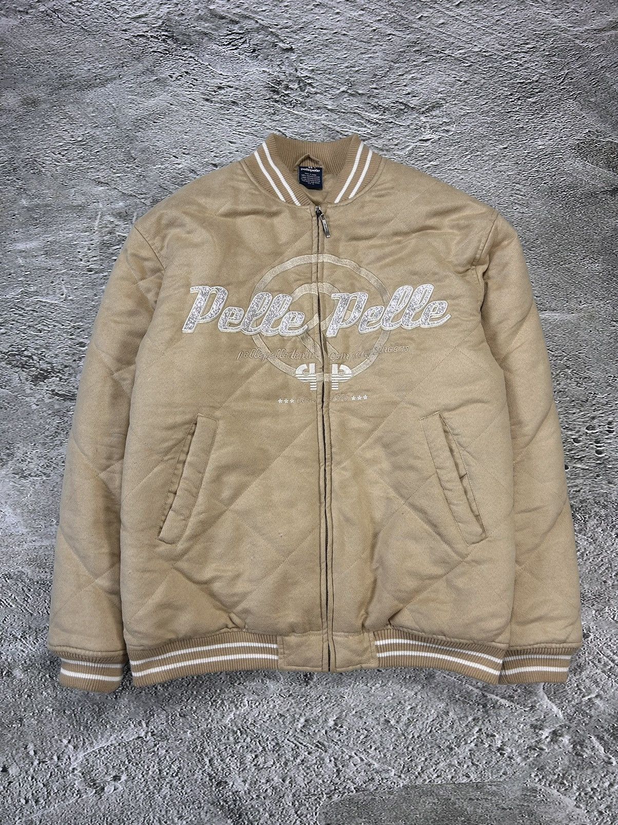 Marc Buchanan Pelle Pelle jacket big logo 90s beige bomber varsity Size US XL / EU 56 / 4 - 1 Thumbnail