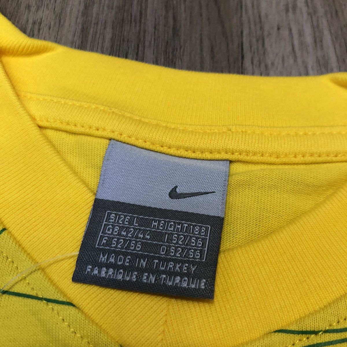 Nike Brazil 2000s nike soccer tee (Bnwt) Size US L / EU 52-54 / 3 - 5 Thumbnail