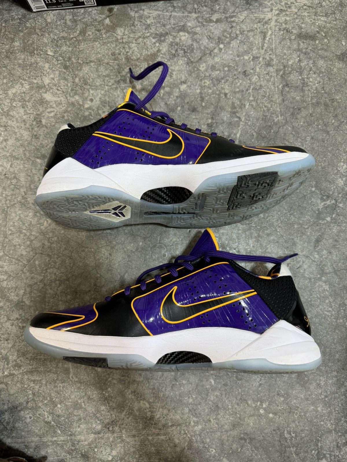 Nike Kobe V Protro Court Purple Size US 10 / EU 43 - 2 Thumbnail