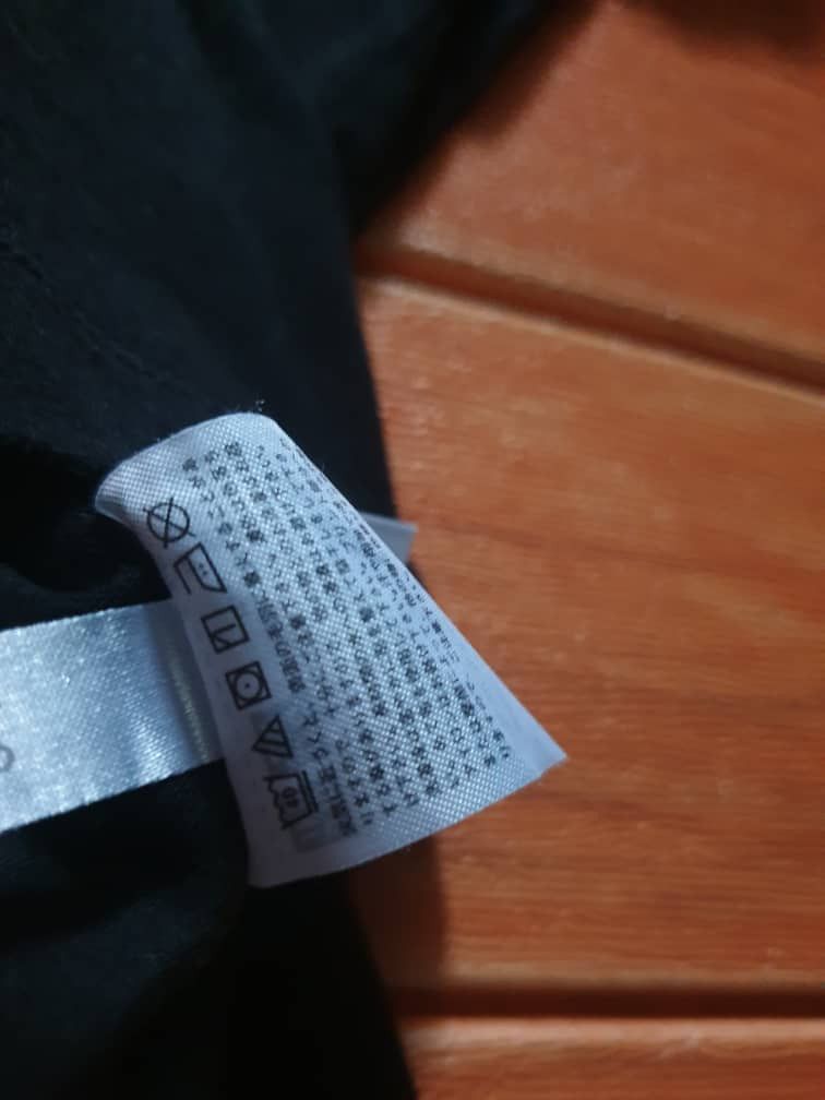 Japanese Brand Ut x Louvre Monalisa black shirt Size M / US 6-8 / IT 42-44 - 4 Thumbnail