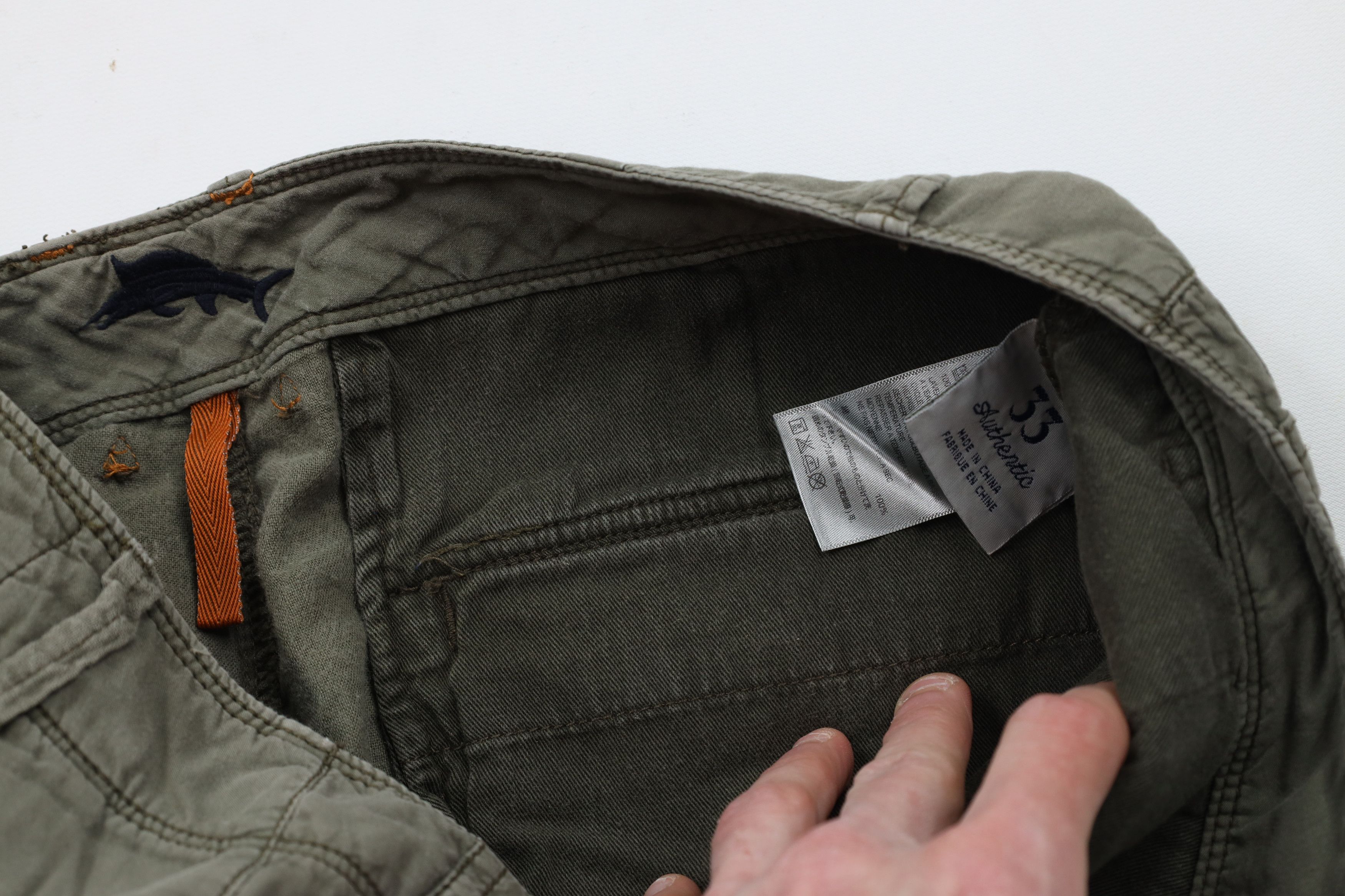Tommy Bahama × Vintage Vintage Tommy Bahama Stonewash Above Knee Cargo Shorts Size US 33 - 8 Thumbnail
