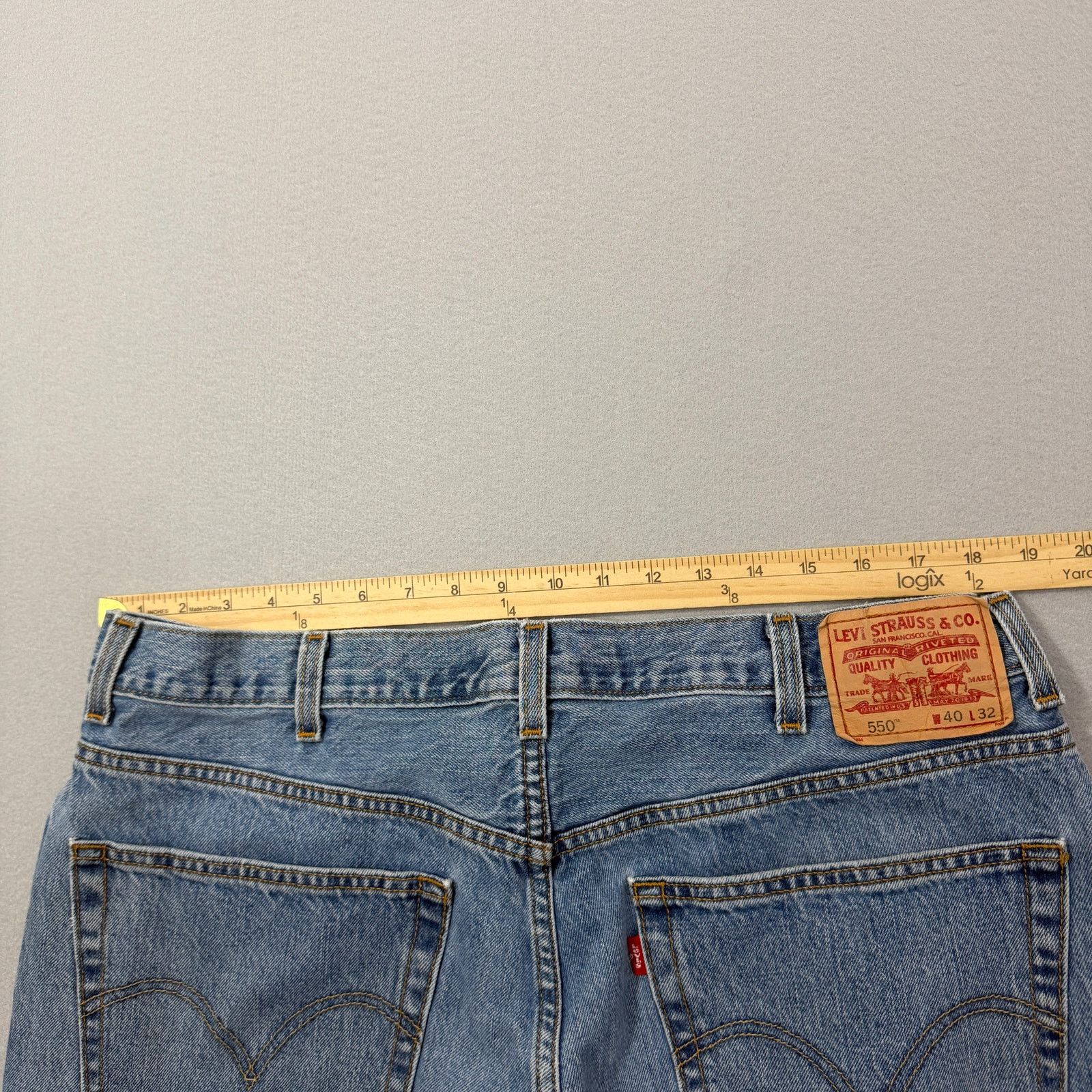 Levi's Vintage Levis 550 Relaxed Fit Jeans Men's 40x32 Blue Denim Size US 40 / EU 56 - 10 Thumbnail