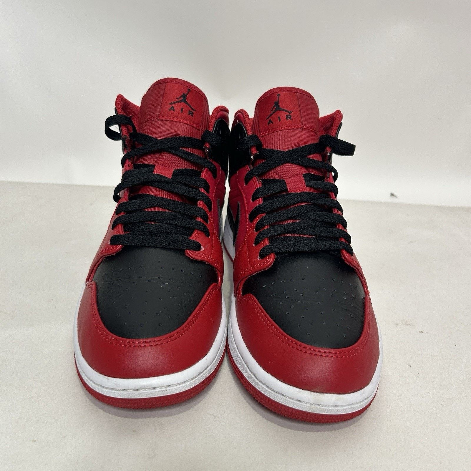 Jordan Brand Nike Air Jordan 1 Mid Retro “Reverse Bred/Gym Red Black” Size US 9 / EU 42 - 2 Thumbnail