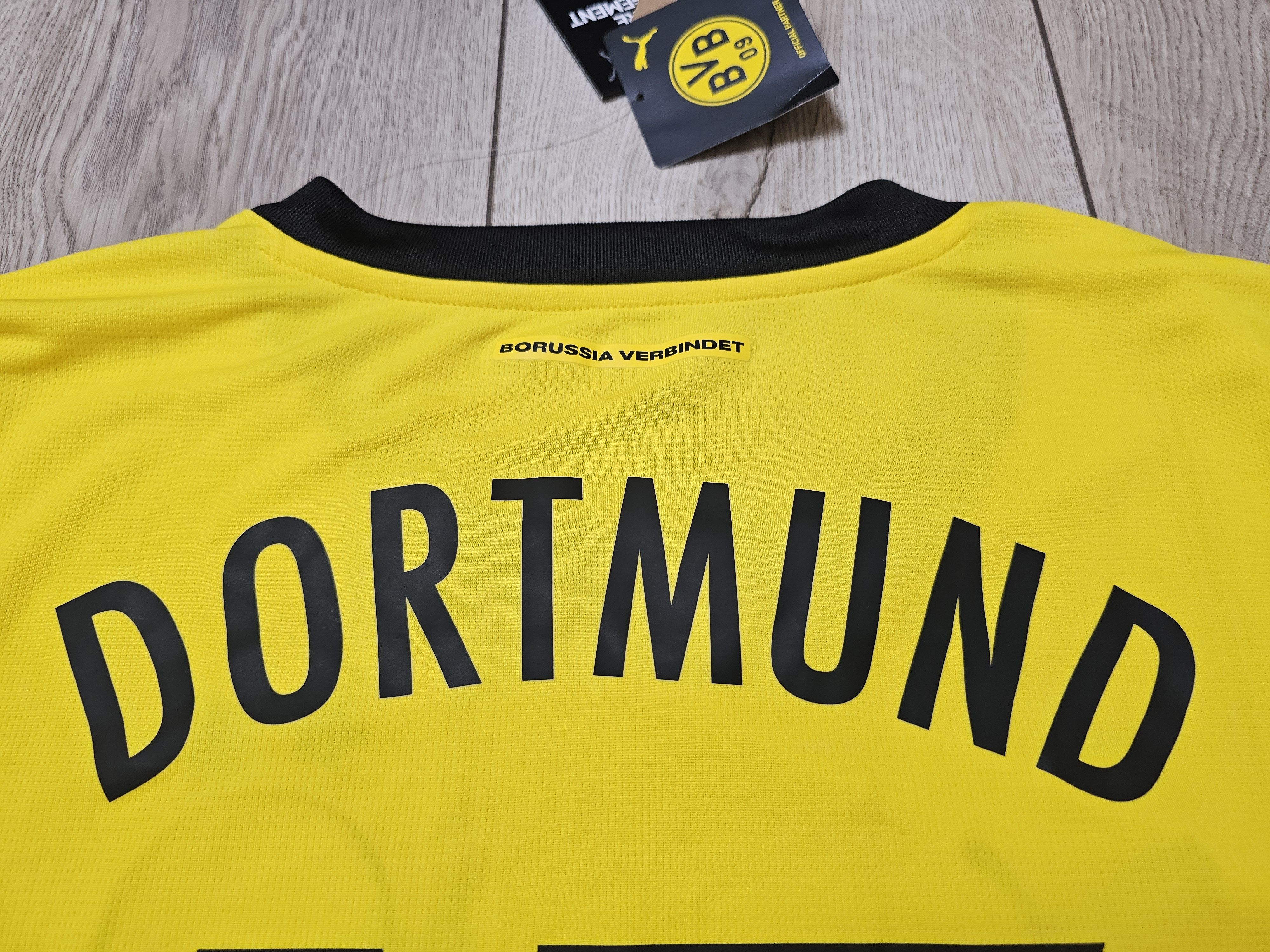 Puma BORUSSIA DORTMUND 2024 2025 HOME HUMMELS FOOTBALL SOCCER Size US XXL / EU 58 / 5 - 7 Thumbnail