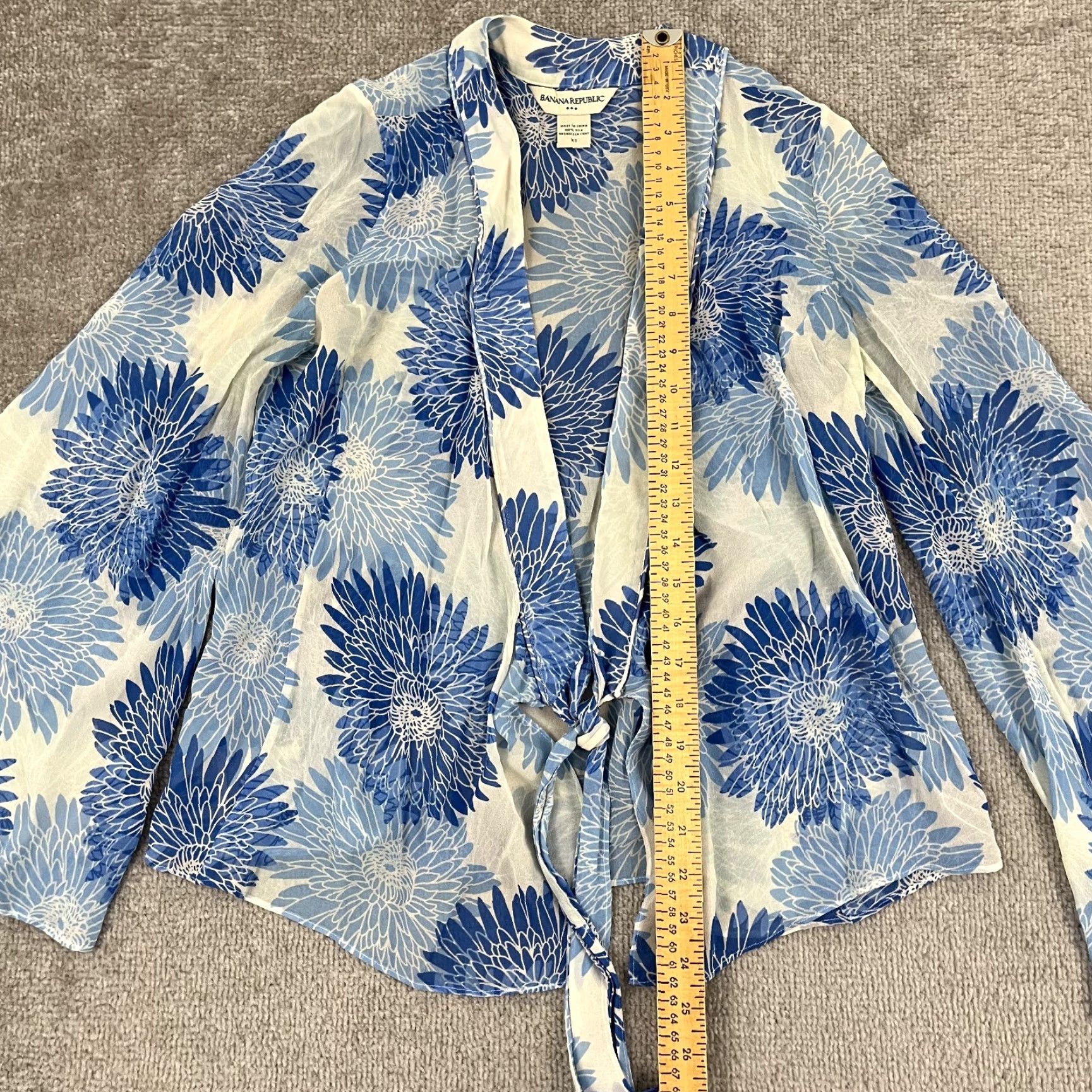 Banana Republic Banana Republic Blouse Womens XS Multicolor Floral Silk Sheer Tie Front Flared Sleeve Size XS / US 0-2 / IT 36-38 - 4 Thumbnail