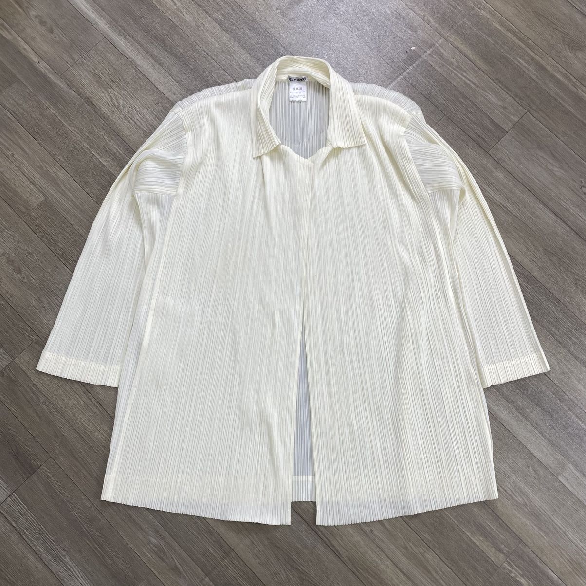 Pleats Please Issey Miyake Vintage Issey Miyake Pleats Please Cardigans Designer Size M / US 6-8 / IT 42-44 - 2 Thumbnail