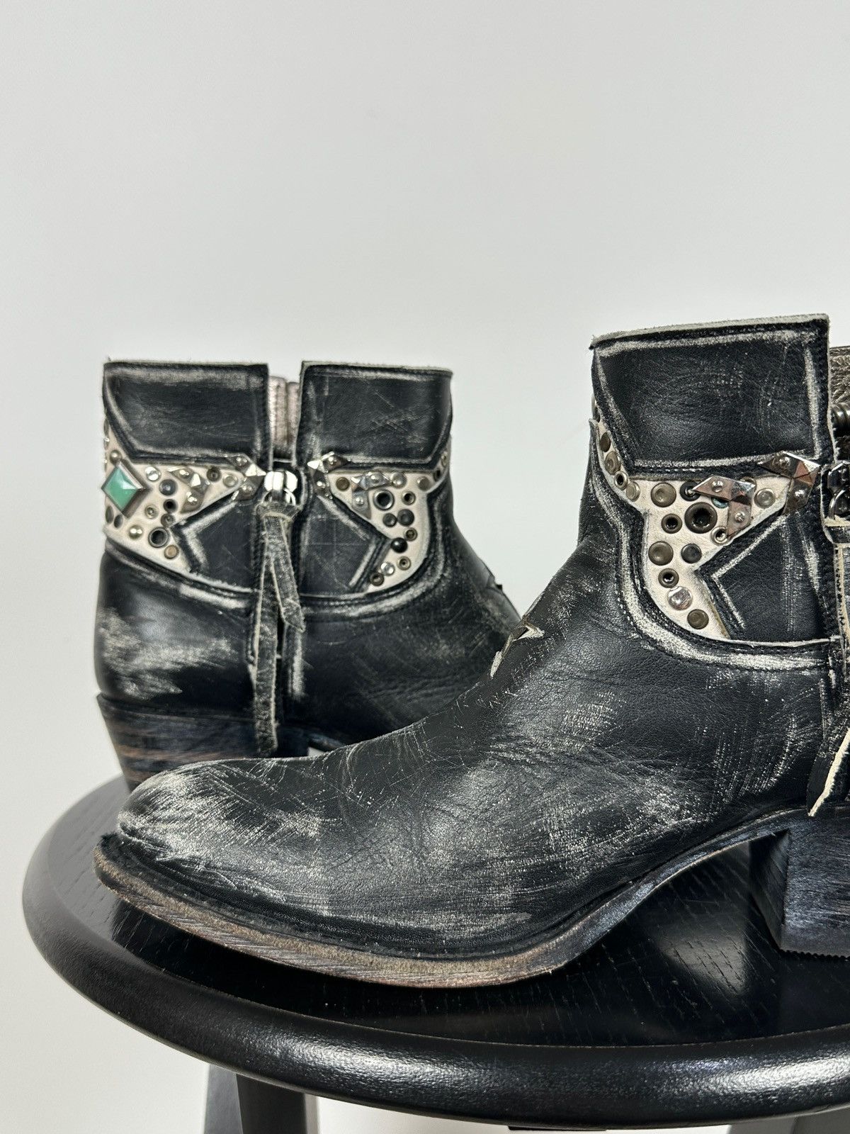 Sendra Sendra Distressed Leather Studded Western Ankle Biker Boots Size US 7 / IT 37 - 16 Thumbnail
