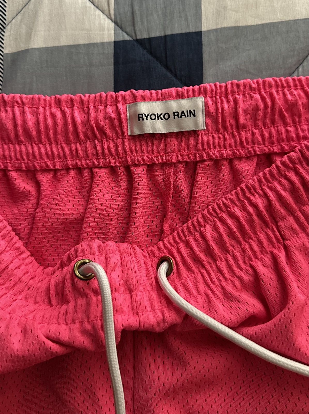 Other Ryoko Rain Neon Pink Mesh Shorts Size US 32 / EU 48 - 3 Thumbnail