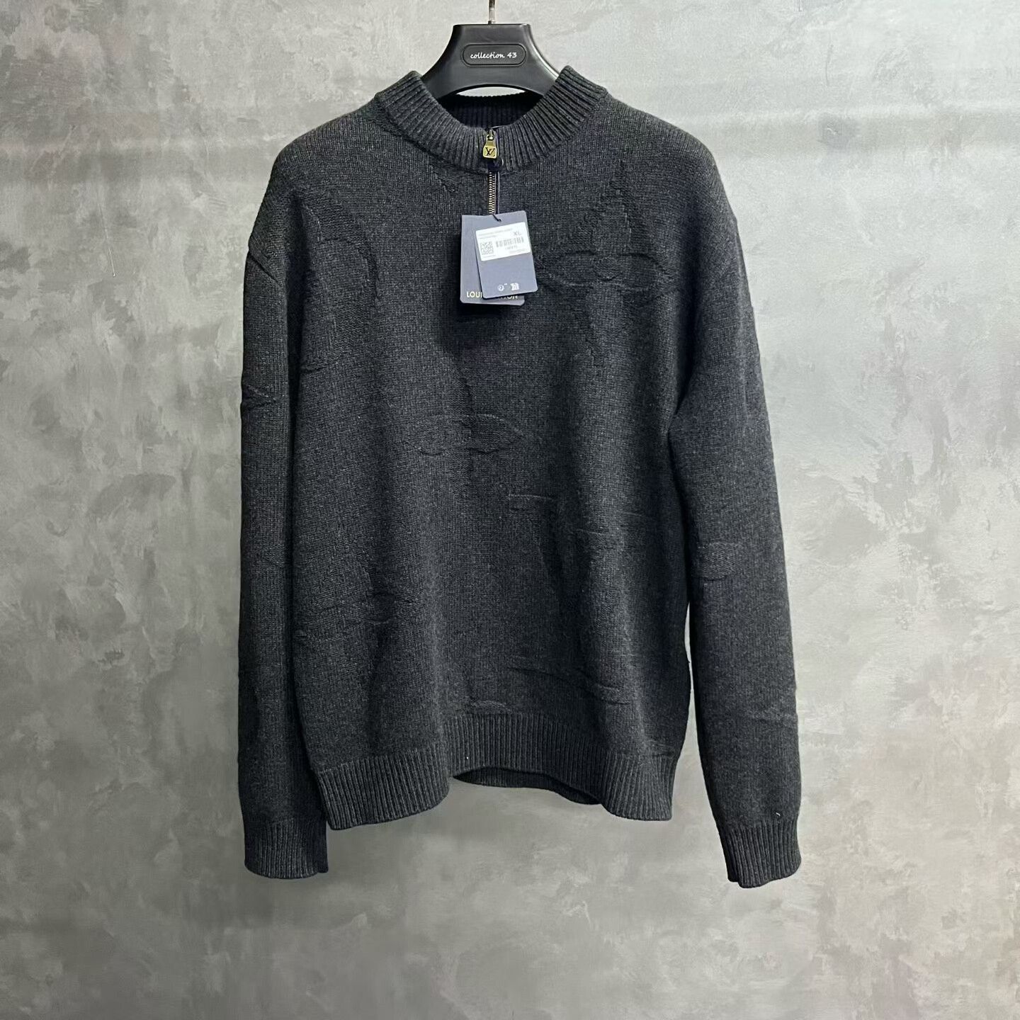 Louis Vuitton Louis Vuitton Gray Sweater xl Men Size US XL / EU 56 / 4 - 1 Thumbnail
