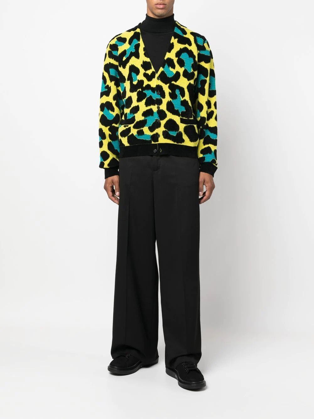 Versace o1y0525 Leopard-print V-neck Cardigan in Multicolor Size US M / EU 48-50 / 2 - 5 Thumbnail