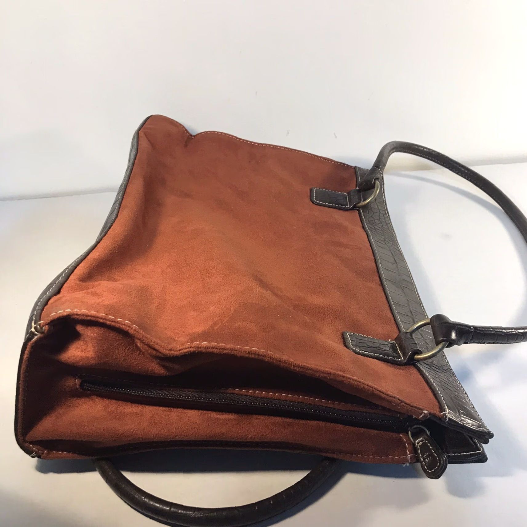 Rusty VINTAGE Unbranded Tote Bag Women Large Rust Faux Leather & Faux Suede Zip Around Pockets Modern Size ONE SIZE - 8 Thumbnail