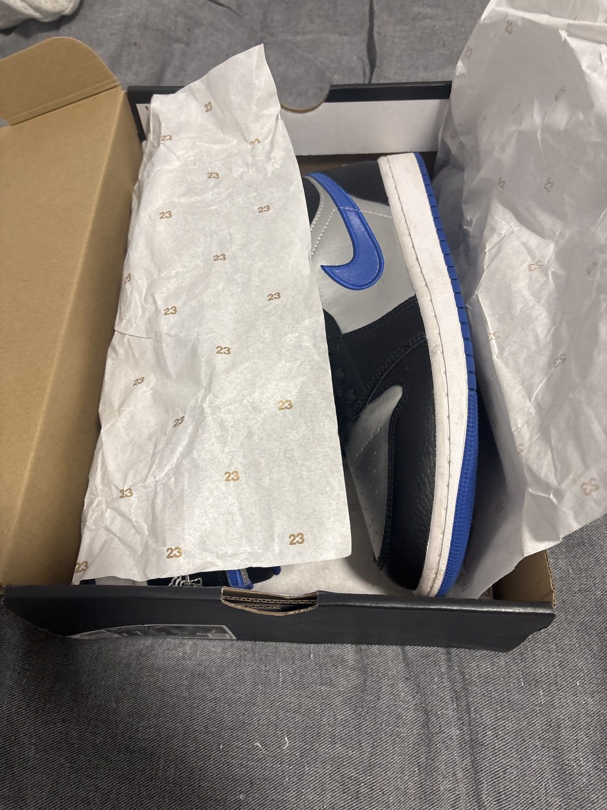 Nike Air Jordan 1 Low Size US 11 / EU 44 - 3 Thumbnail