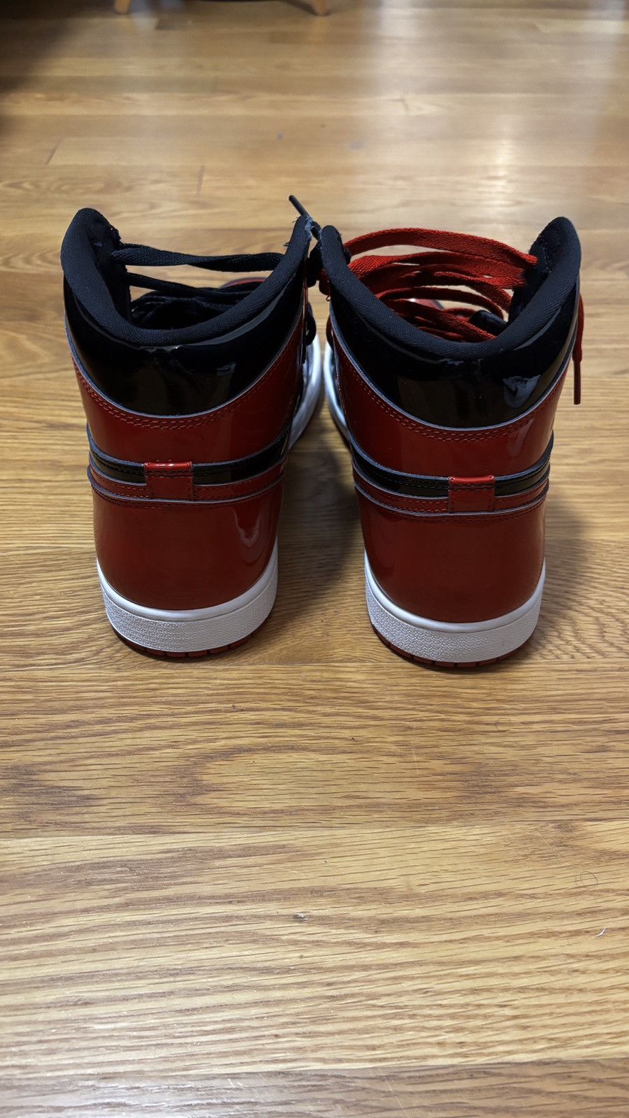 Jordan Brand Air Jordan 1 Retro High OG ‘Patent Bred’ Size US 11.5 / EU 44-45 - 3 Thumbnail