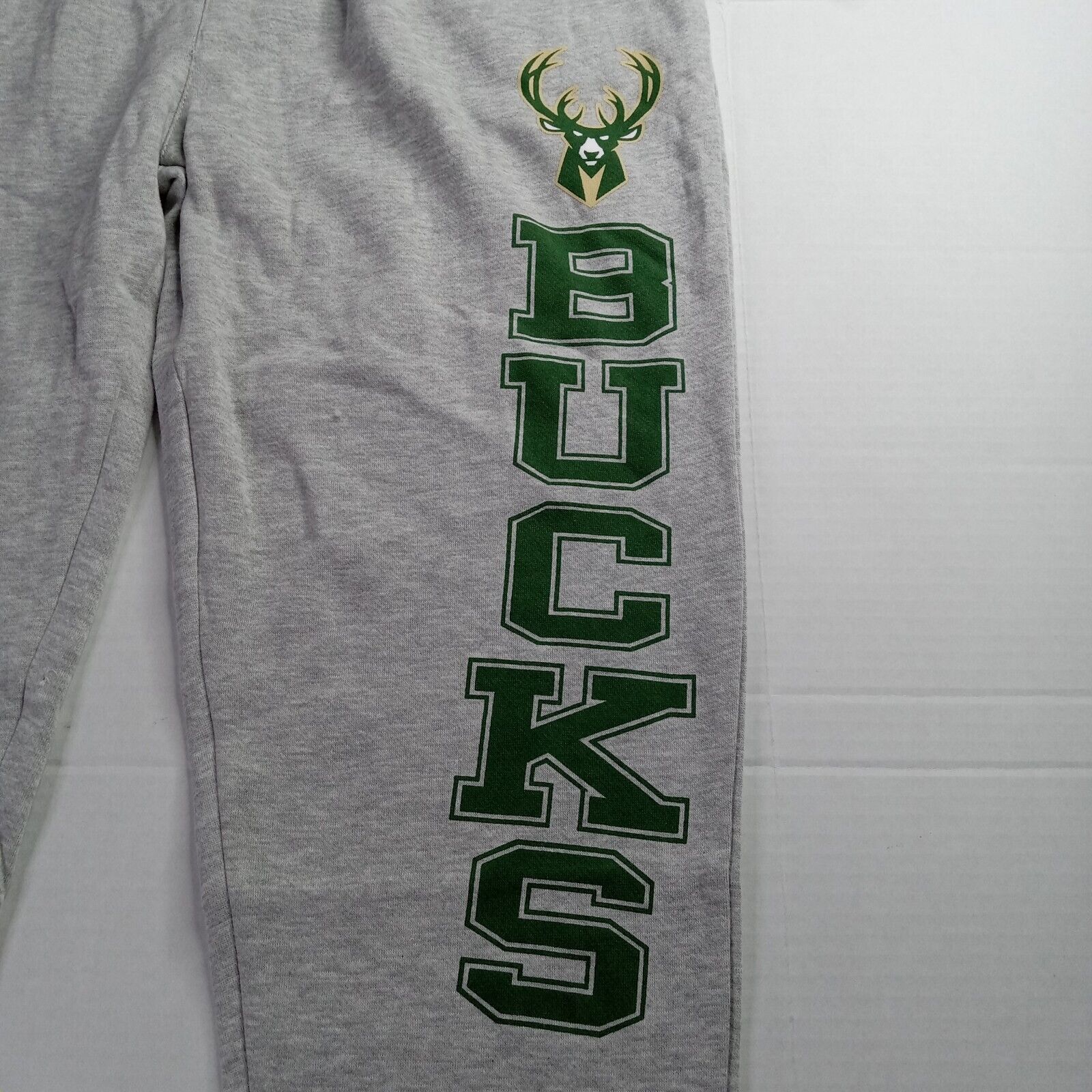 & Other Stories Ultra Game NBA Jogger Sweatpants Milwaukee Bucks Men’s XL Size US 36 / EU 52 - 2 Thumbnail
