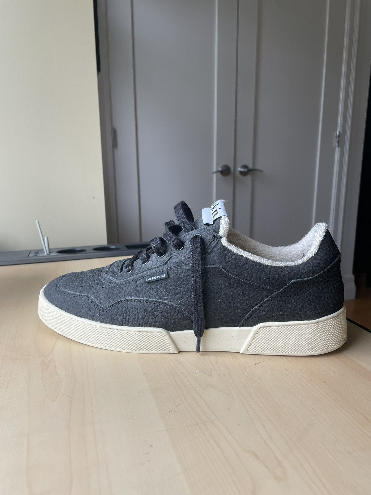 Other Black Daisy Sneakers Size US 11 / EU 44 - 1 Thumbnail