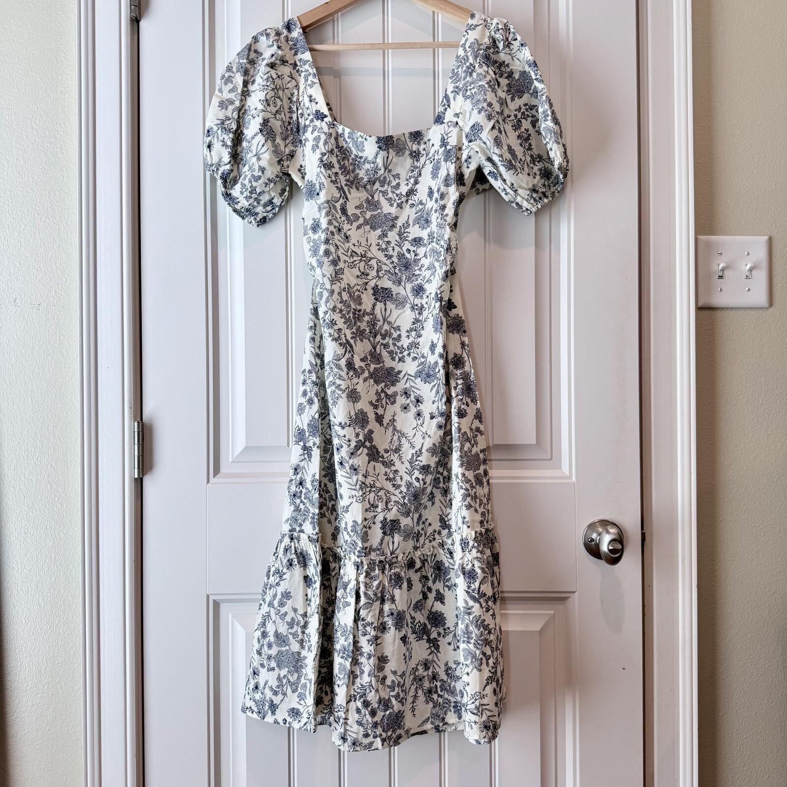 Other Floral Open Back Dress Size M / US 6-8 / IT 42-44 - 1 Thumbnail